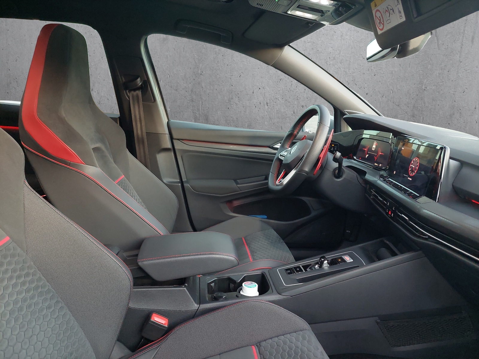 VW Golf 2.0 TSI GTI Clubsport DSG-image-10