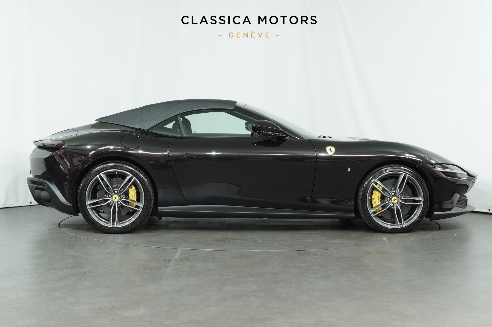 FERRARI Roma 3.9 V8 T Spider-image-3