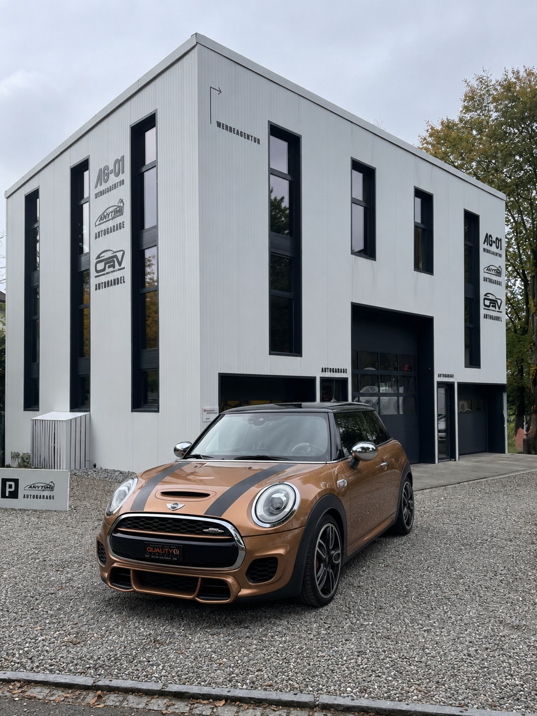 MINI Cooper John Cooper Works Steptronic-image-0
