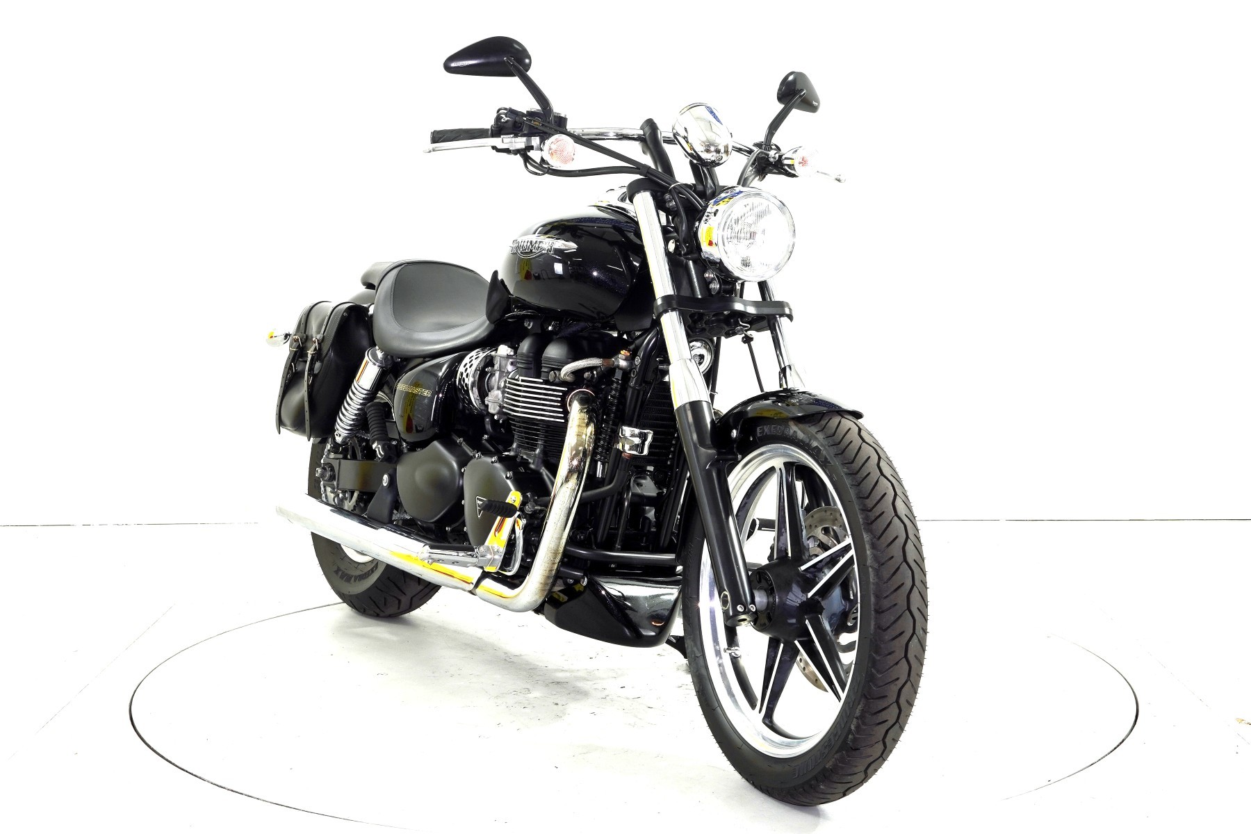 TRIUMPH Speedmaster 900-showroom-element-1
