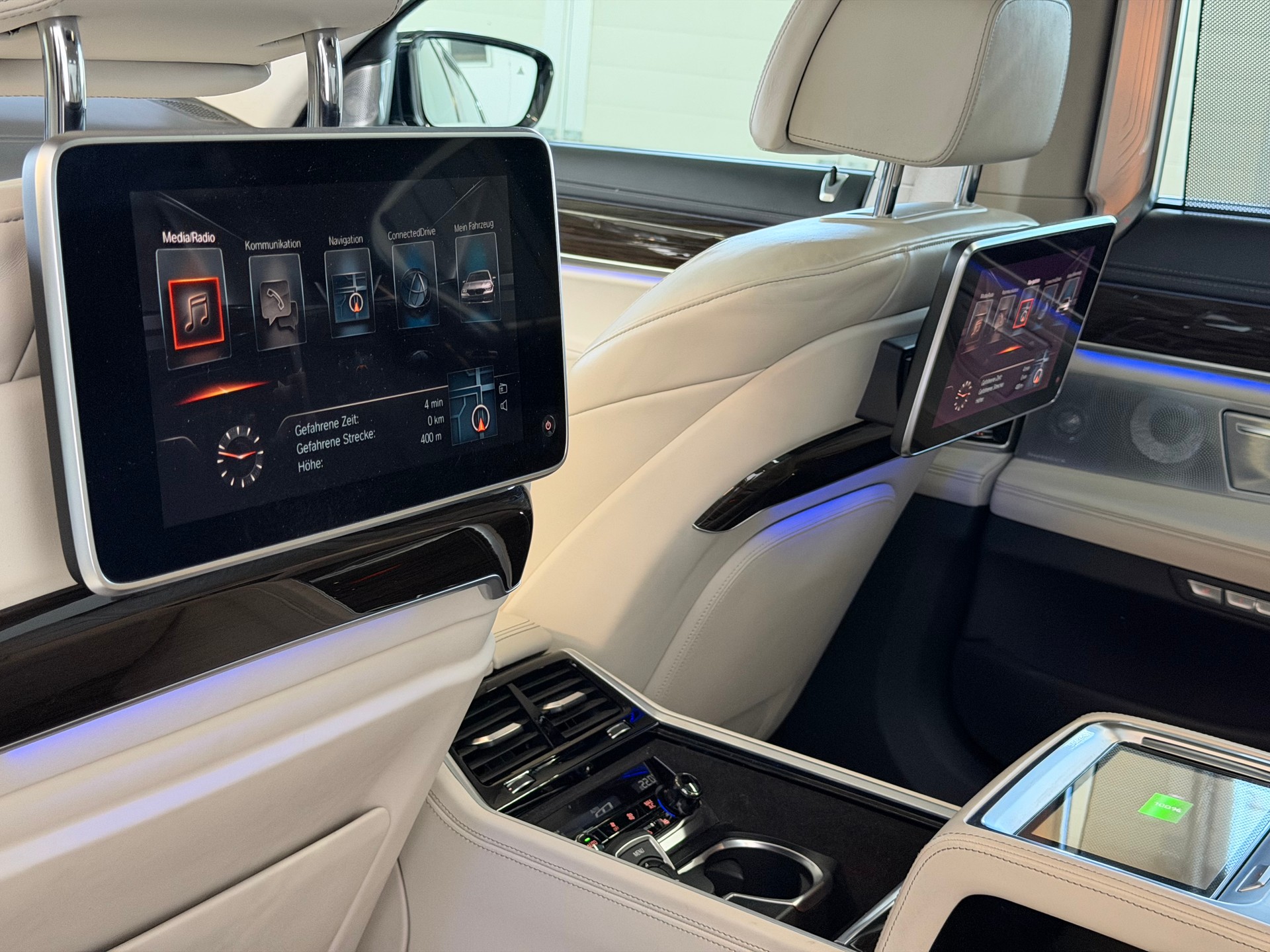 BMW 750Li xDrive Steptronic | CH-Auto | BMW Service | Laserlight | Executive Lounge-image-20