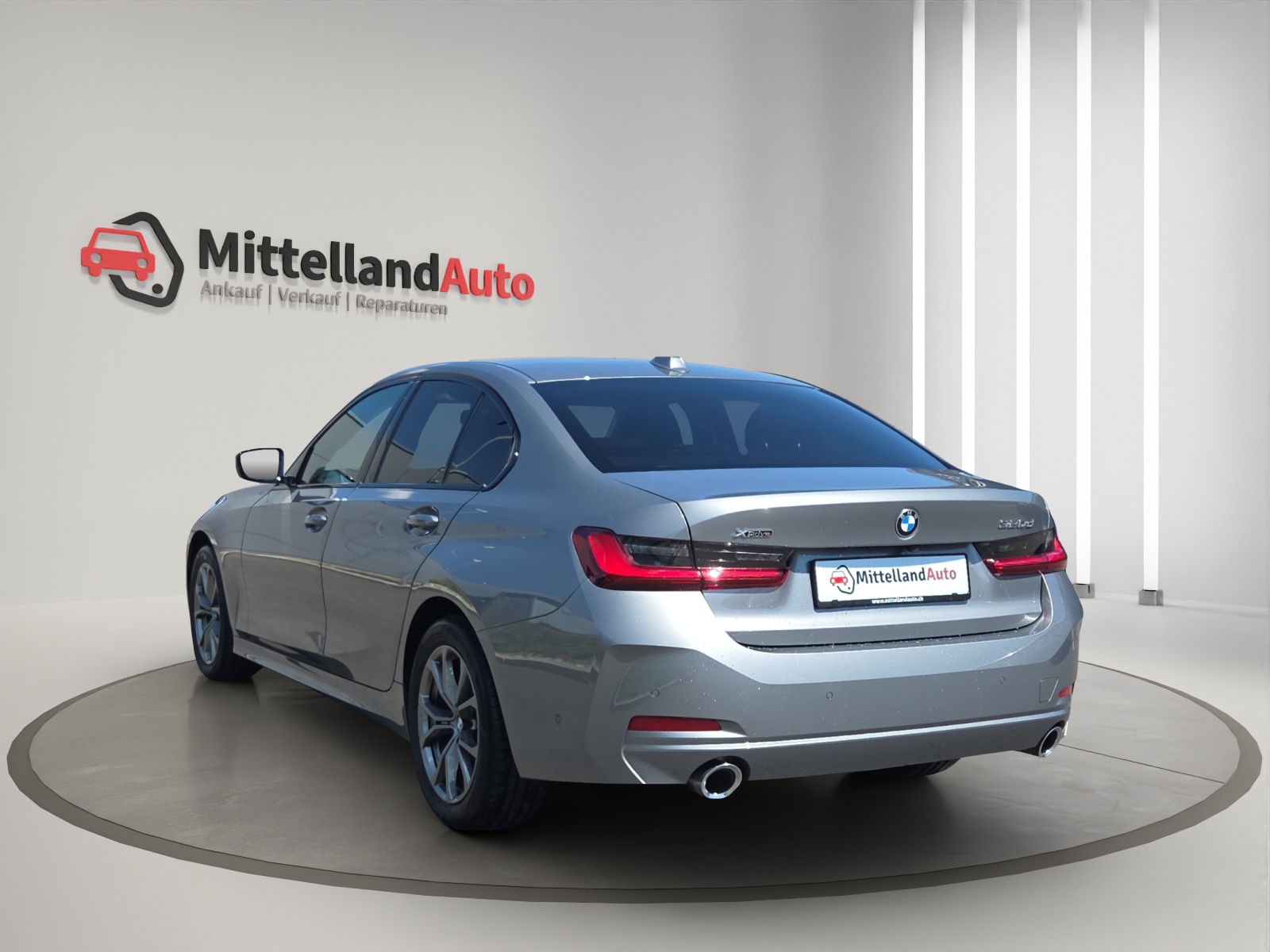 BMW 320d xDrive 48V Steptronic-image-12