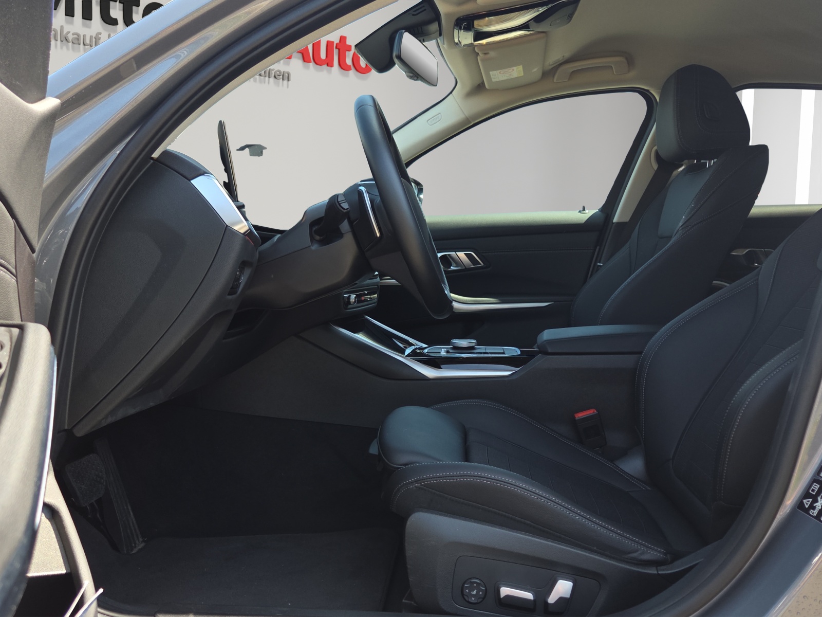 BMW 320d xDrive 48V Steptronic-image-8