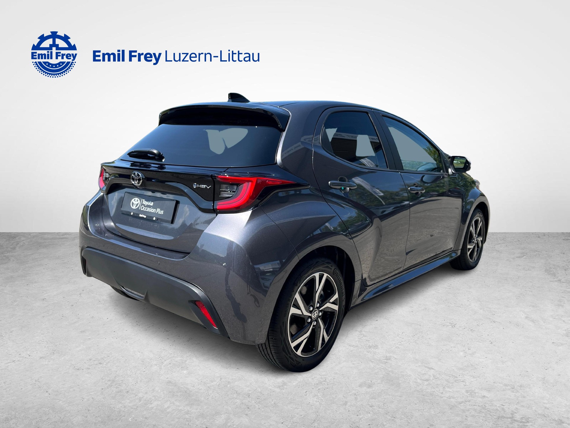 TOYOTA Yaris 1.5 VVT-i HSD Trend-image-4