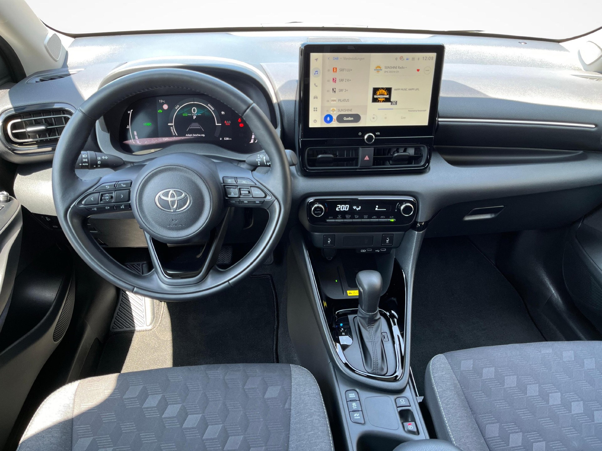 TOYOTA Yaris 1.5 VVT-i HSD Trend-image-8