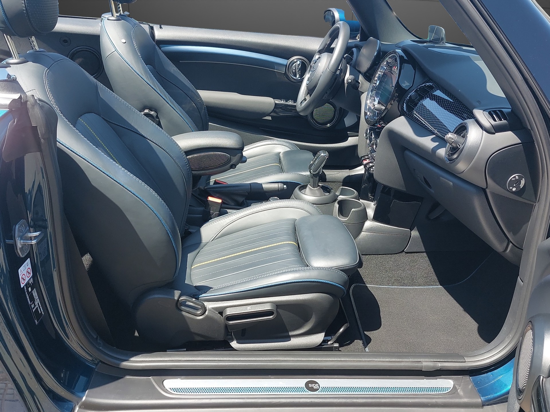 MINI Cabrio F57 2.0i Cooper S SDKG-image-17