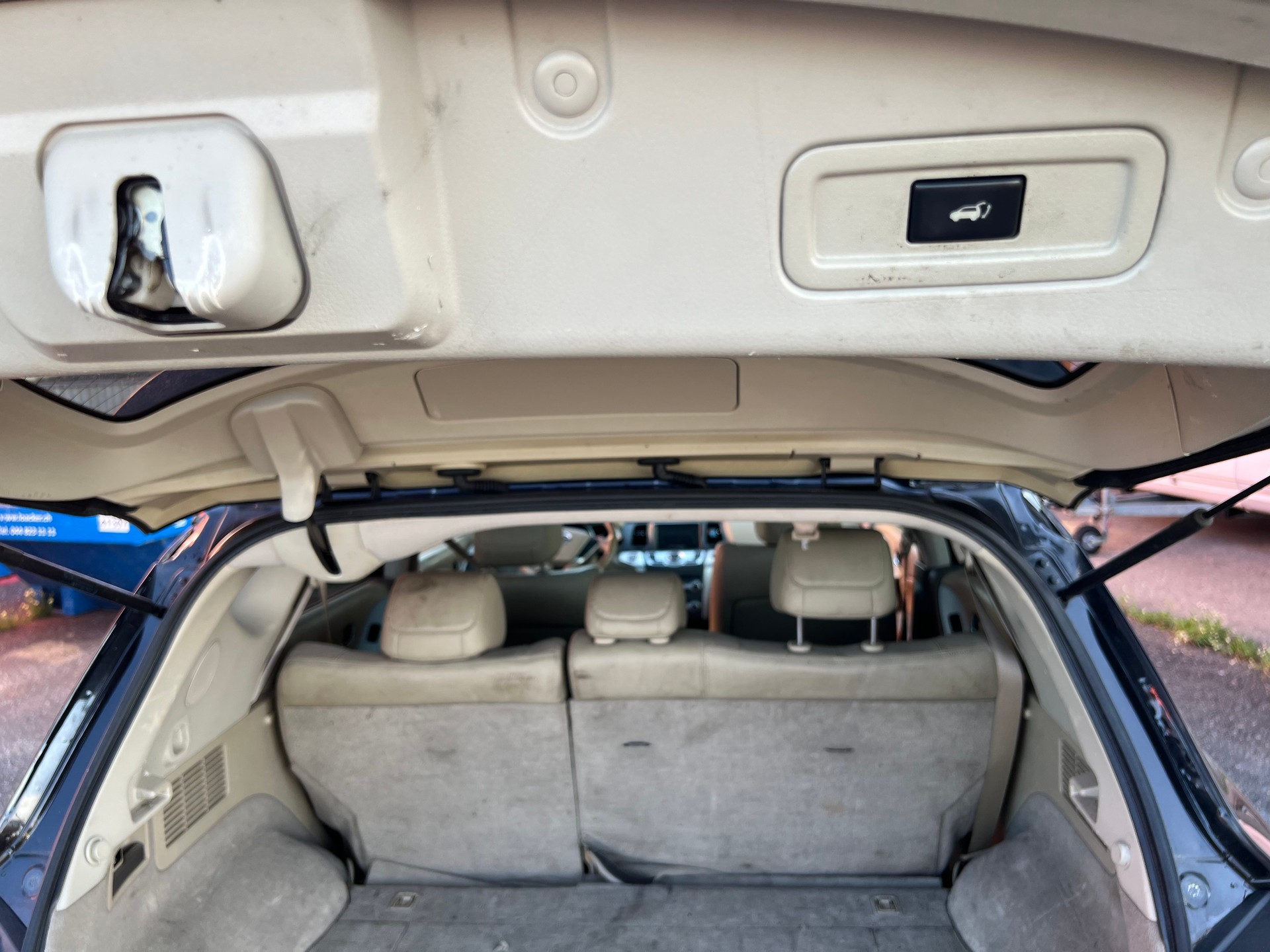 NISSAN Murano 2.5 dCi Executive Automatic-image-13
