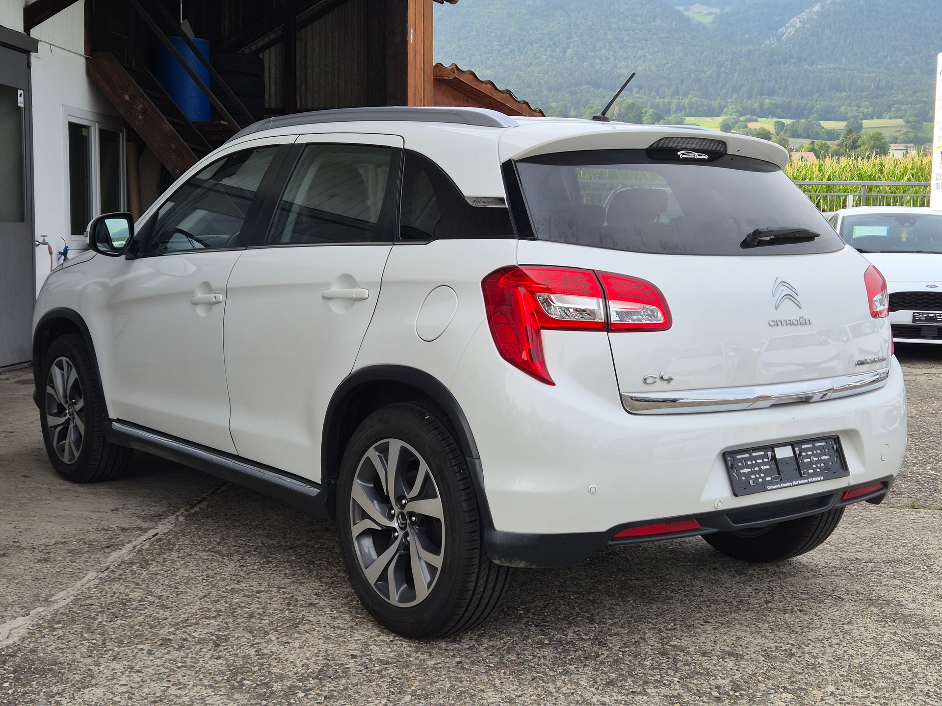 CITROEN C4 Aircross 1.6 HDi Séduction 4WD-image-7