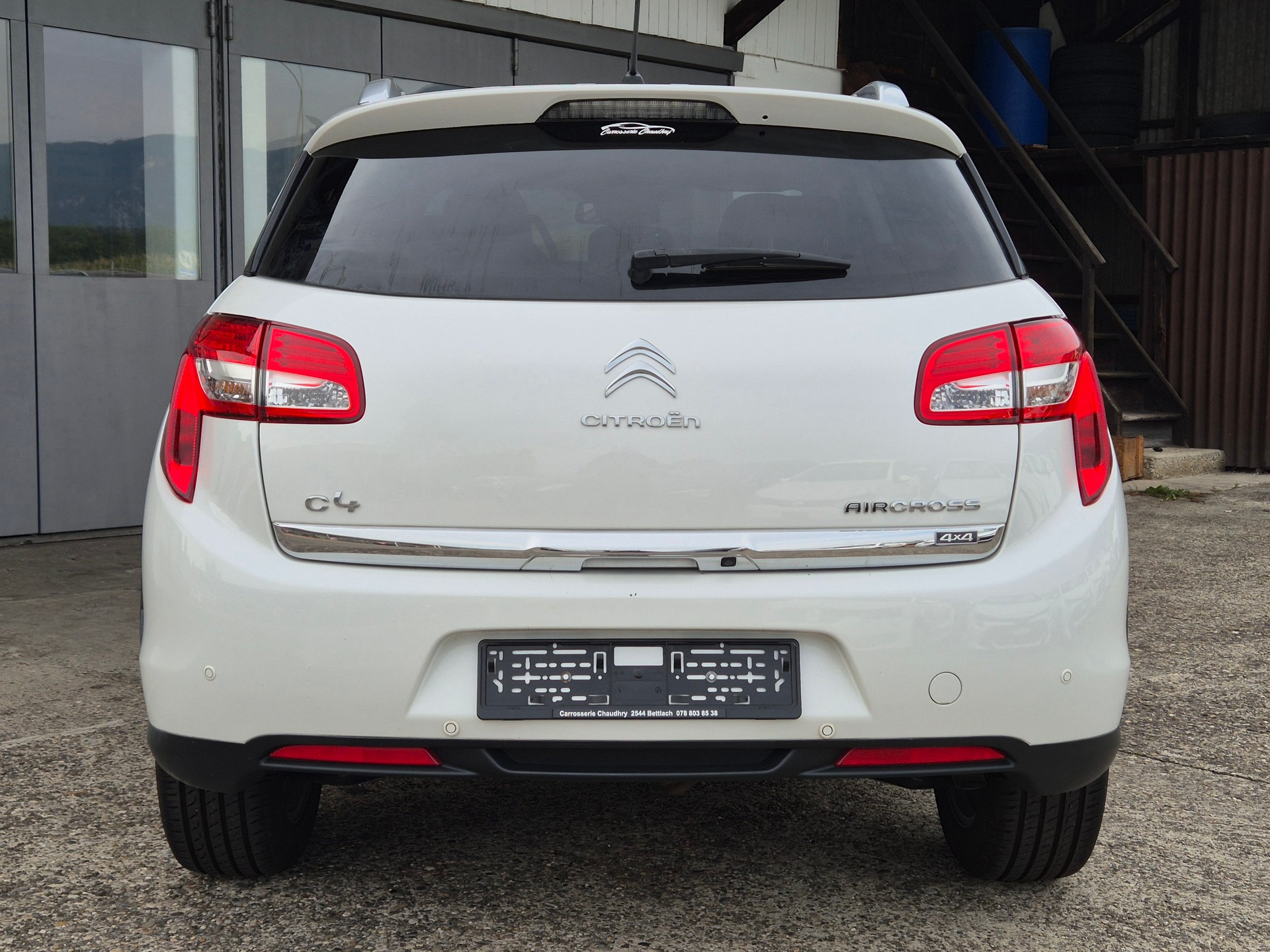 CITROEN C4 Aircross 1.6 HDi Séduction 4WD-image-6