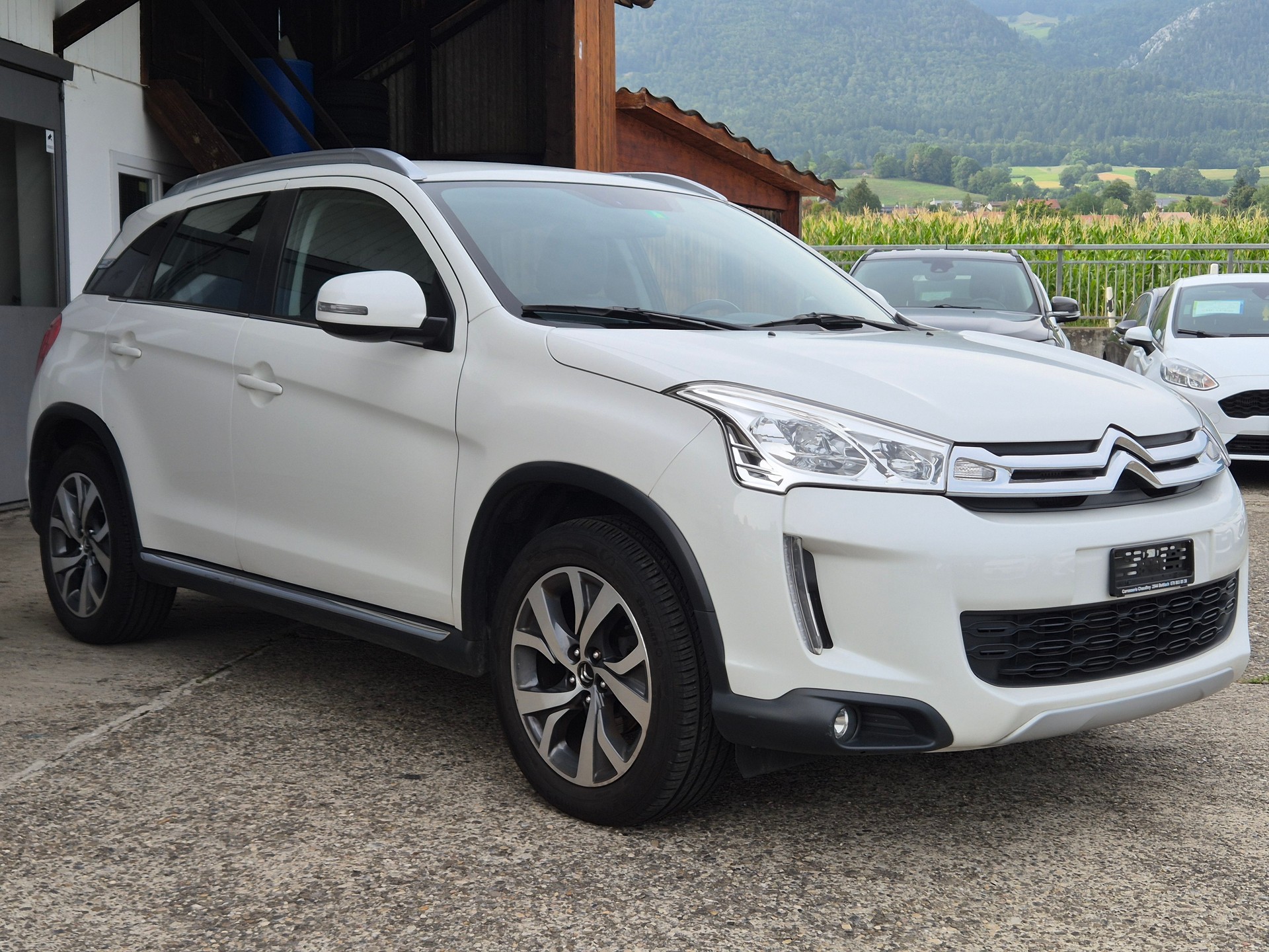 CITROEN C4 Aircross 1.6 HDi Séduction 4WD-image-3