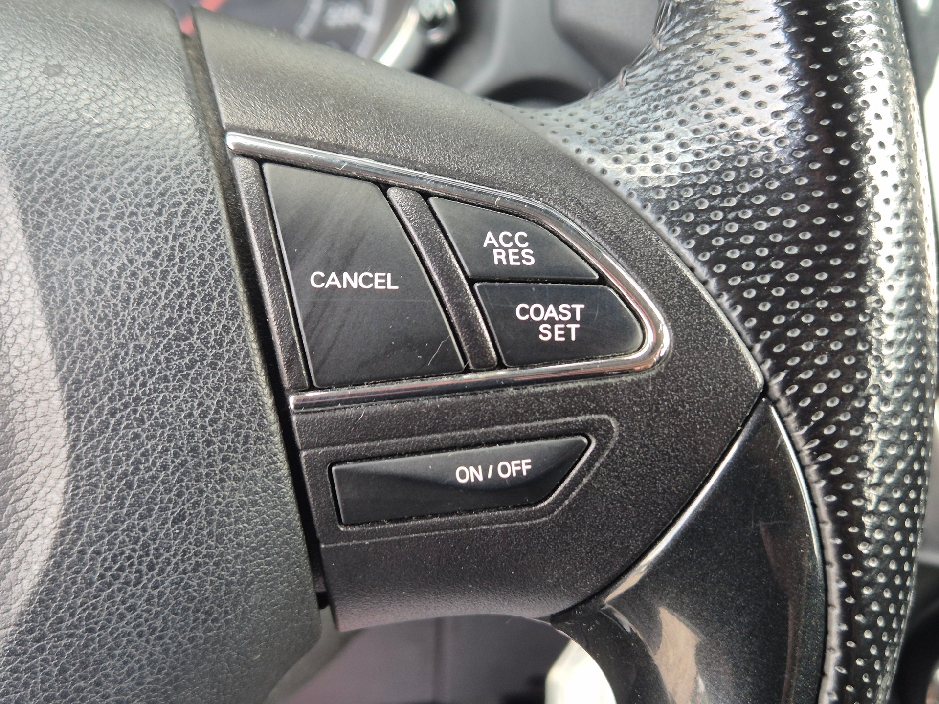 CITROEN C4 Aircross 1.6 HDi Séduction 4WD-image-20