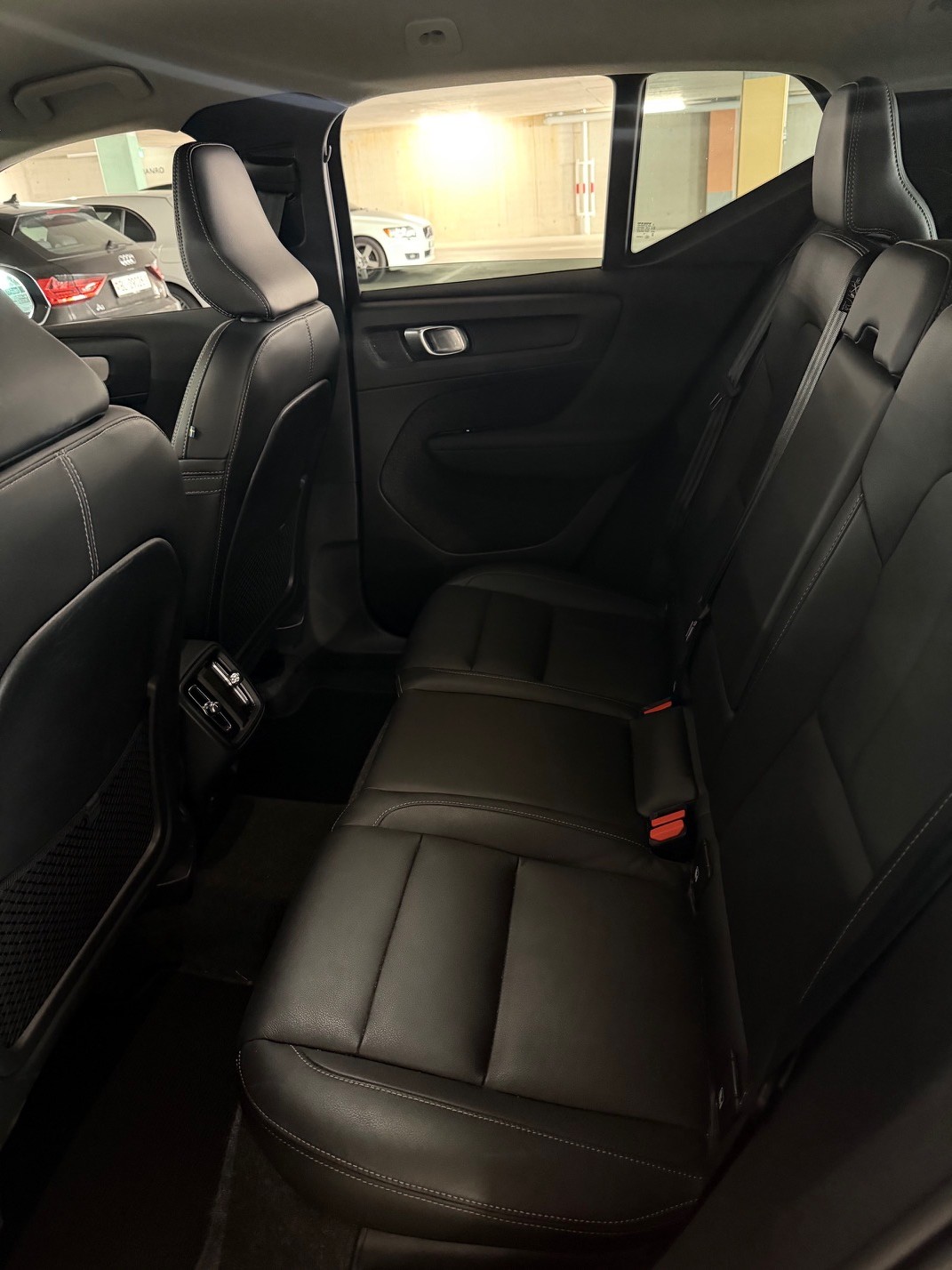 VOLVO 2.0 B4 MH Plus Dark-image-8