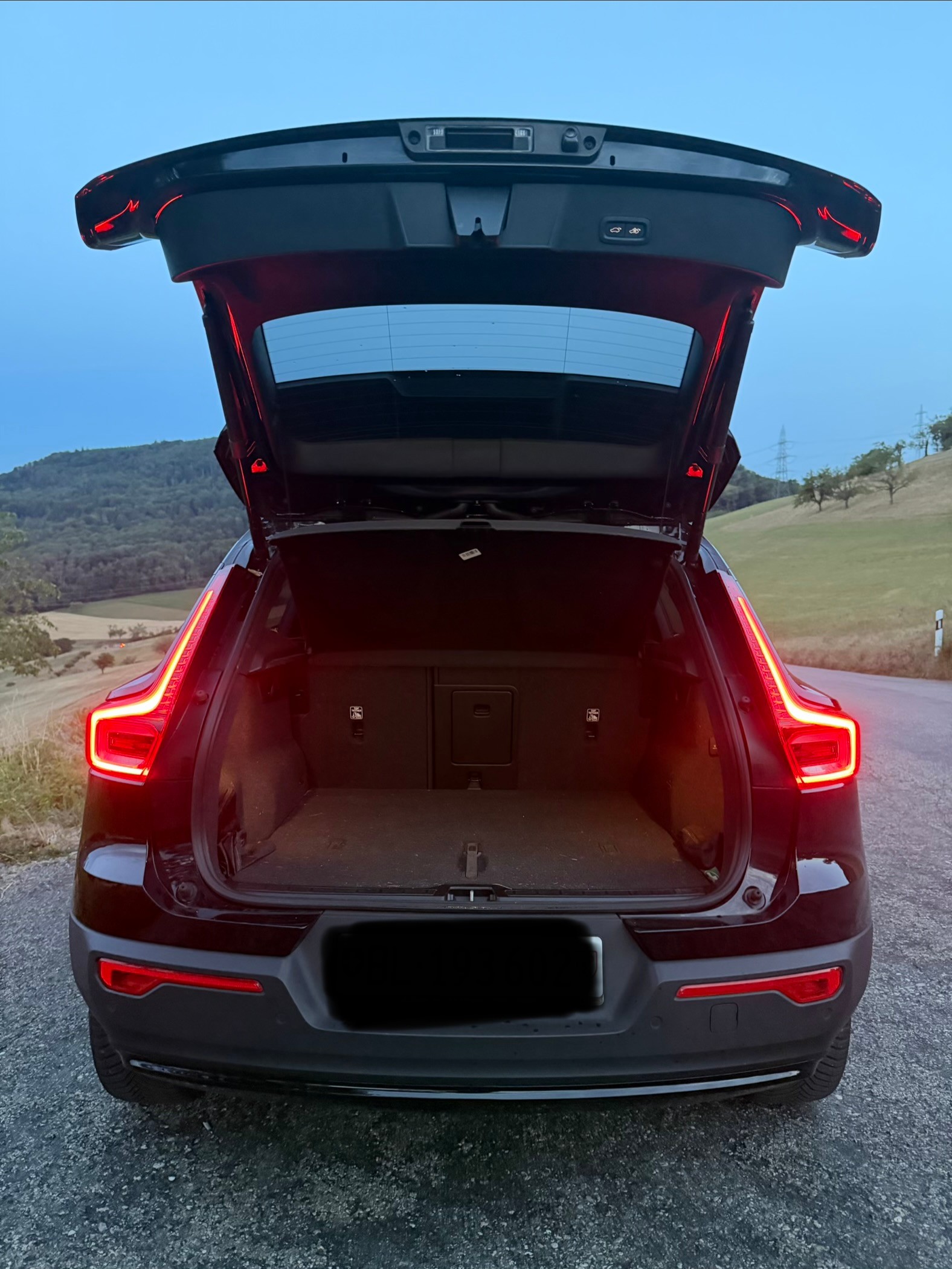 VOLVO 2.0 B4 MH Plus Dark-image-4