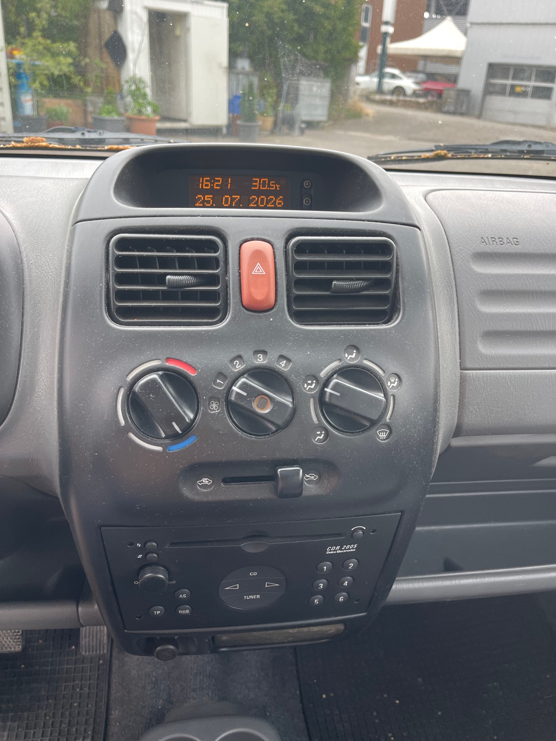 OPEL Agila 1.2 16V Comfort-image-10