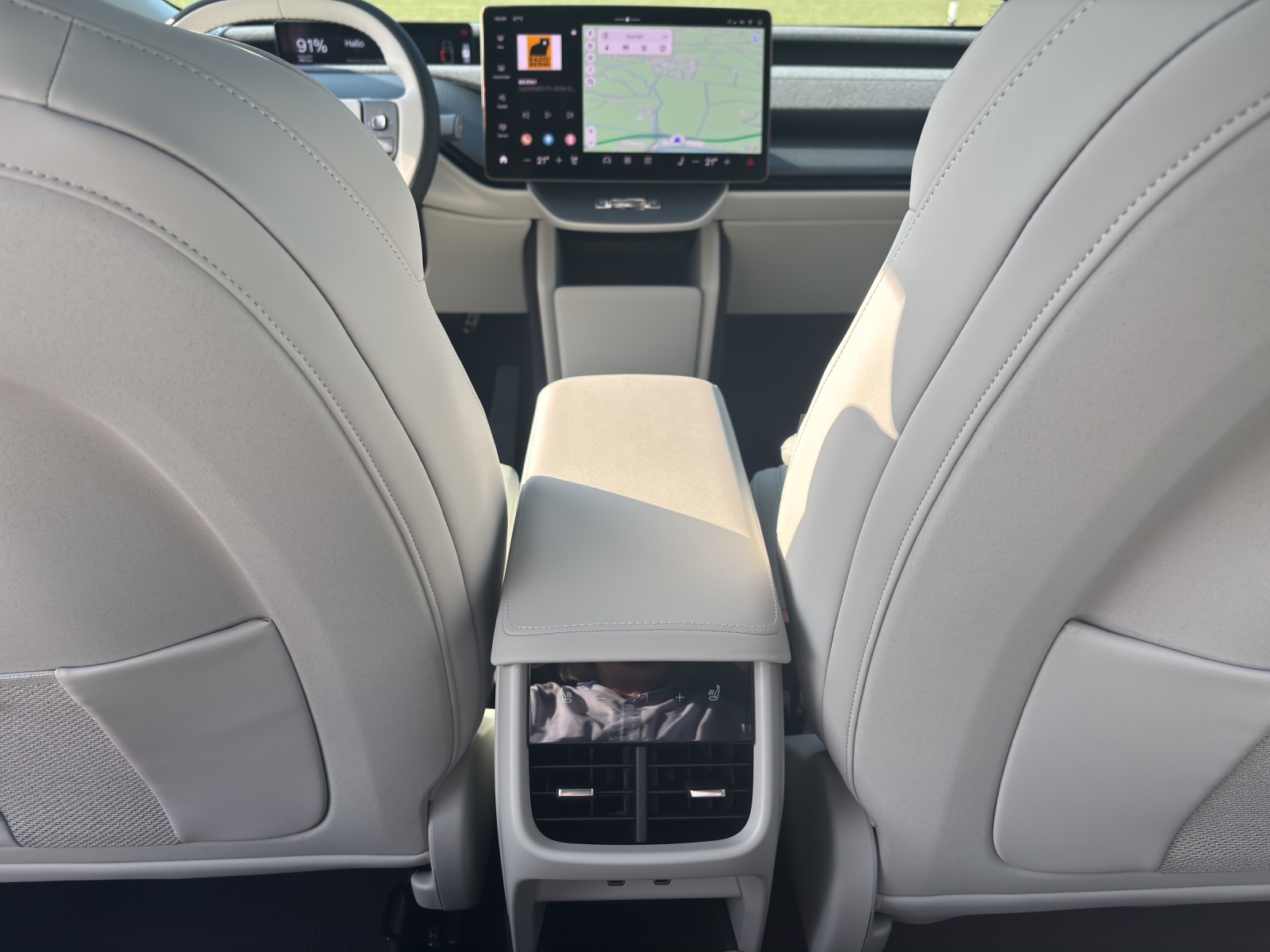 VOLVO EX60 Twin Ultra AWD-image-9