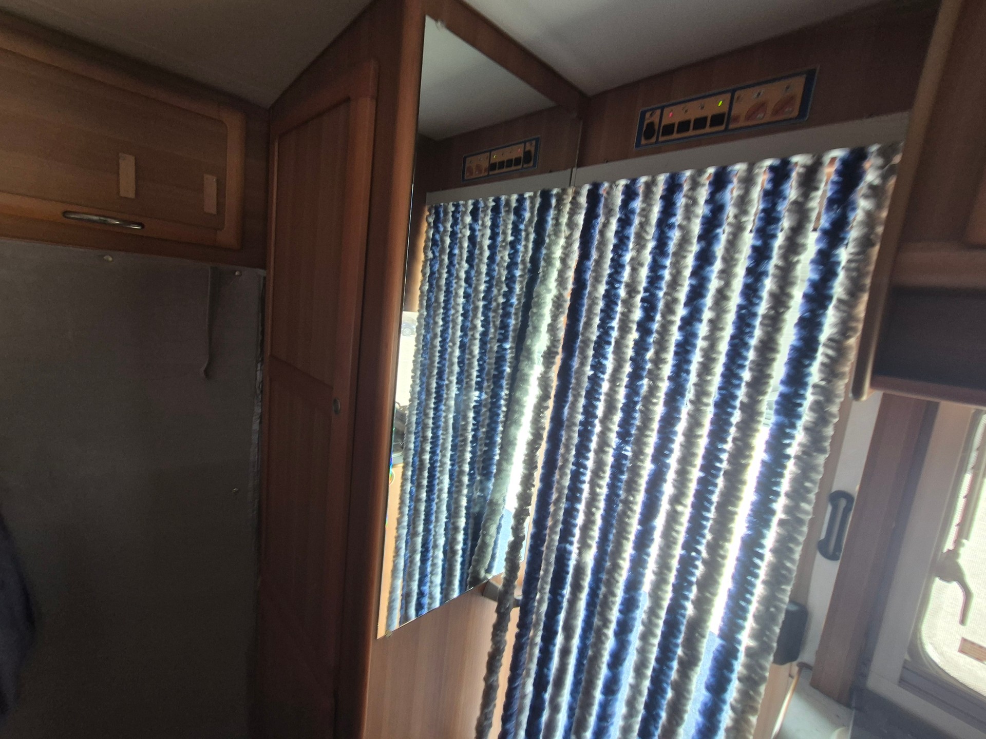 FIAT Ducato 14 Diesel 6 Plätze ab MFK Top CH-Fahrzeug-image-11