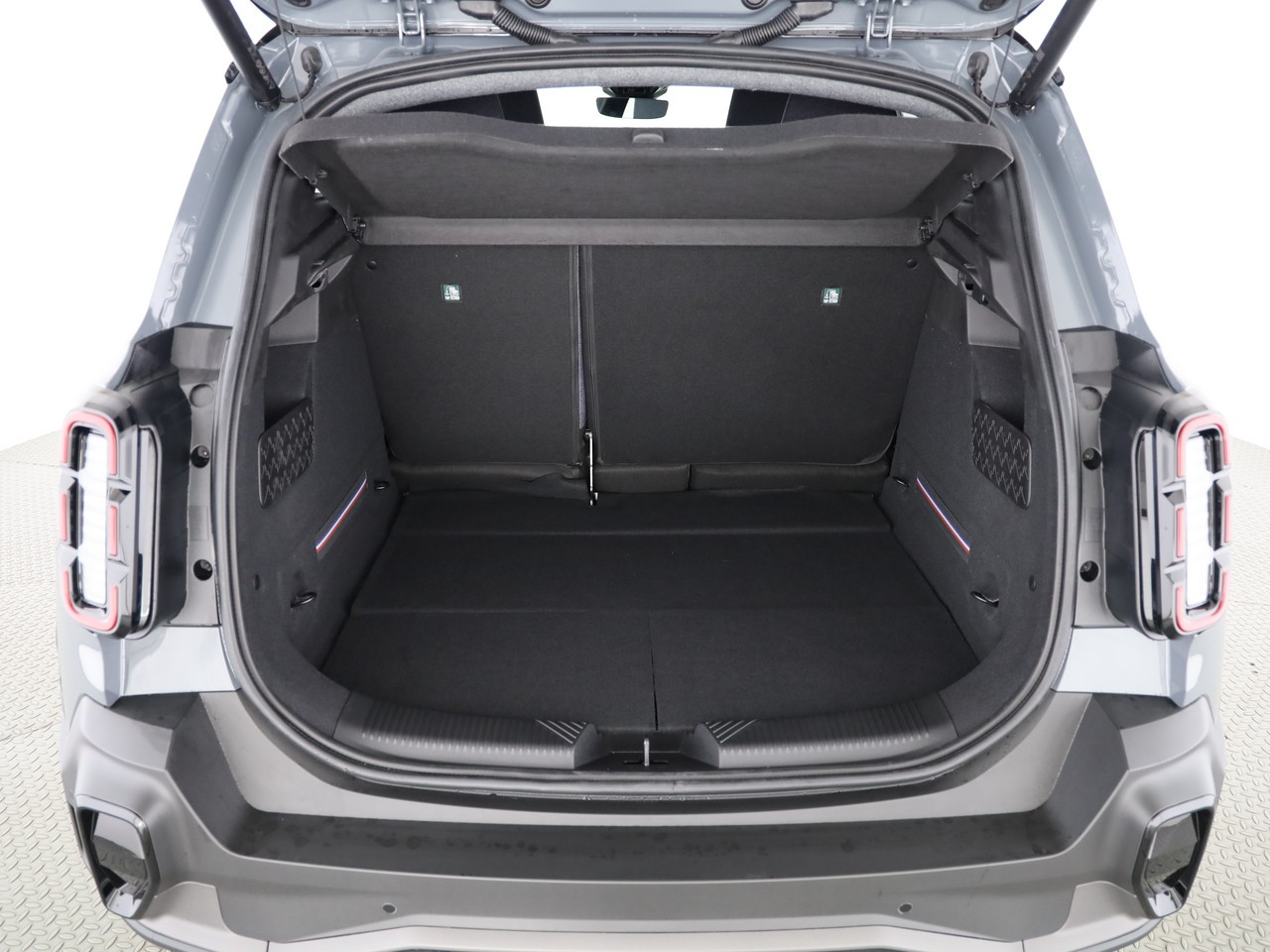 RENAULT R4 E-Tech Comfort Range techno-image-8