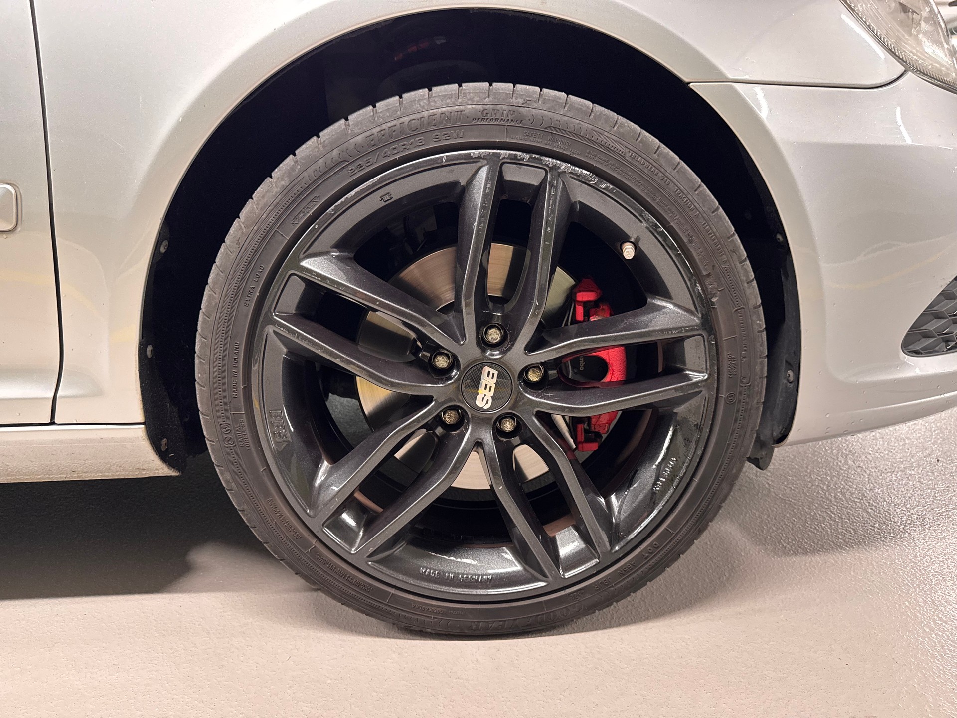 SKODA Octavia Combi 2.0 TSI RS-image-8
