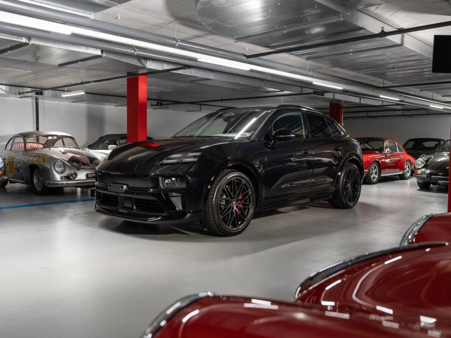 PORSCHE Macan GTS-image-0