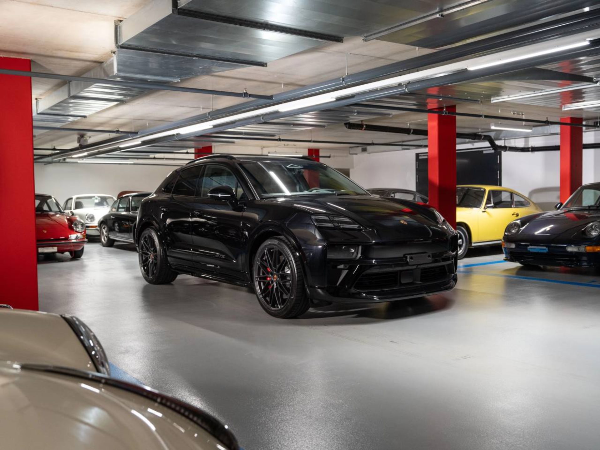 PORSCHE Macan GTS-image-5