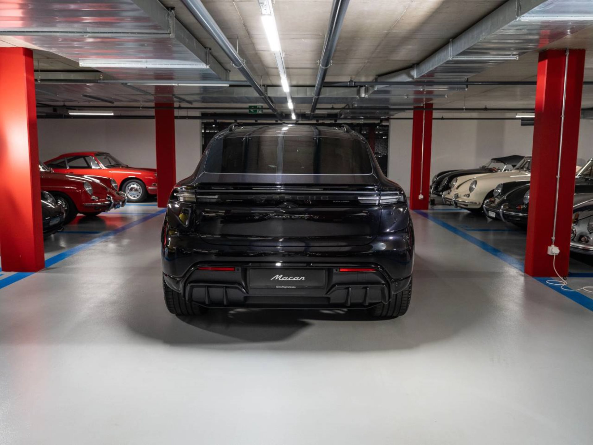 PORSCHE Macan GTS-image-6