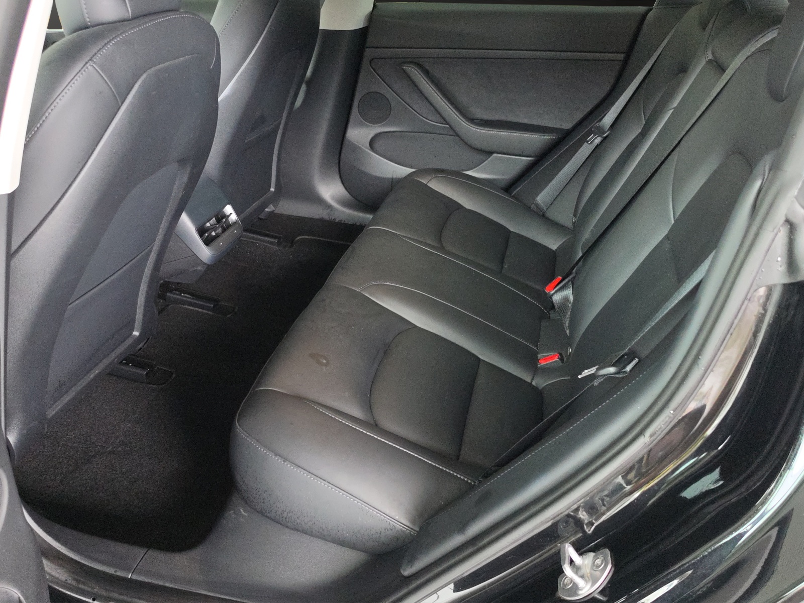 TESLA Model 3 Long Range Dual Motor AWD-image-10