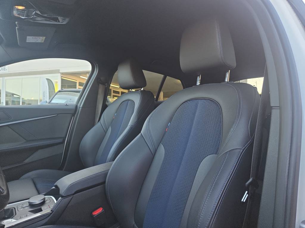 BMW 118d Pure M Sport-image-10