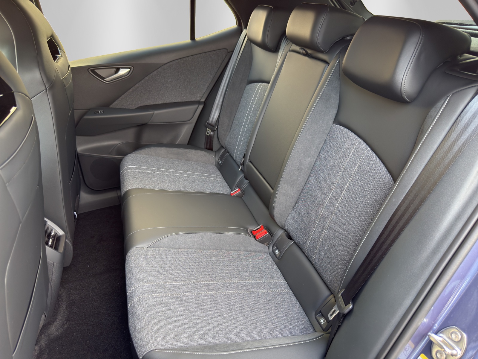 VW ID.3 Neo 58 kWh 190 PS Style-image-10