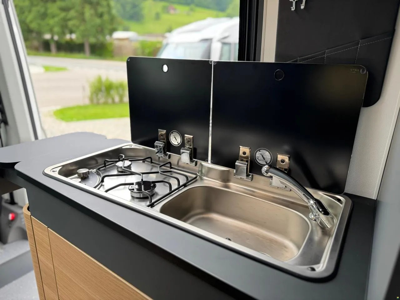 ADRIA Twin Max 680 SGX-image-7