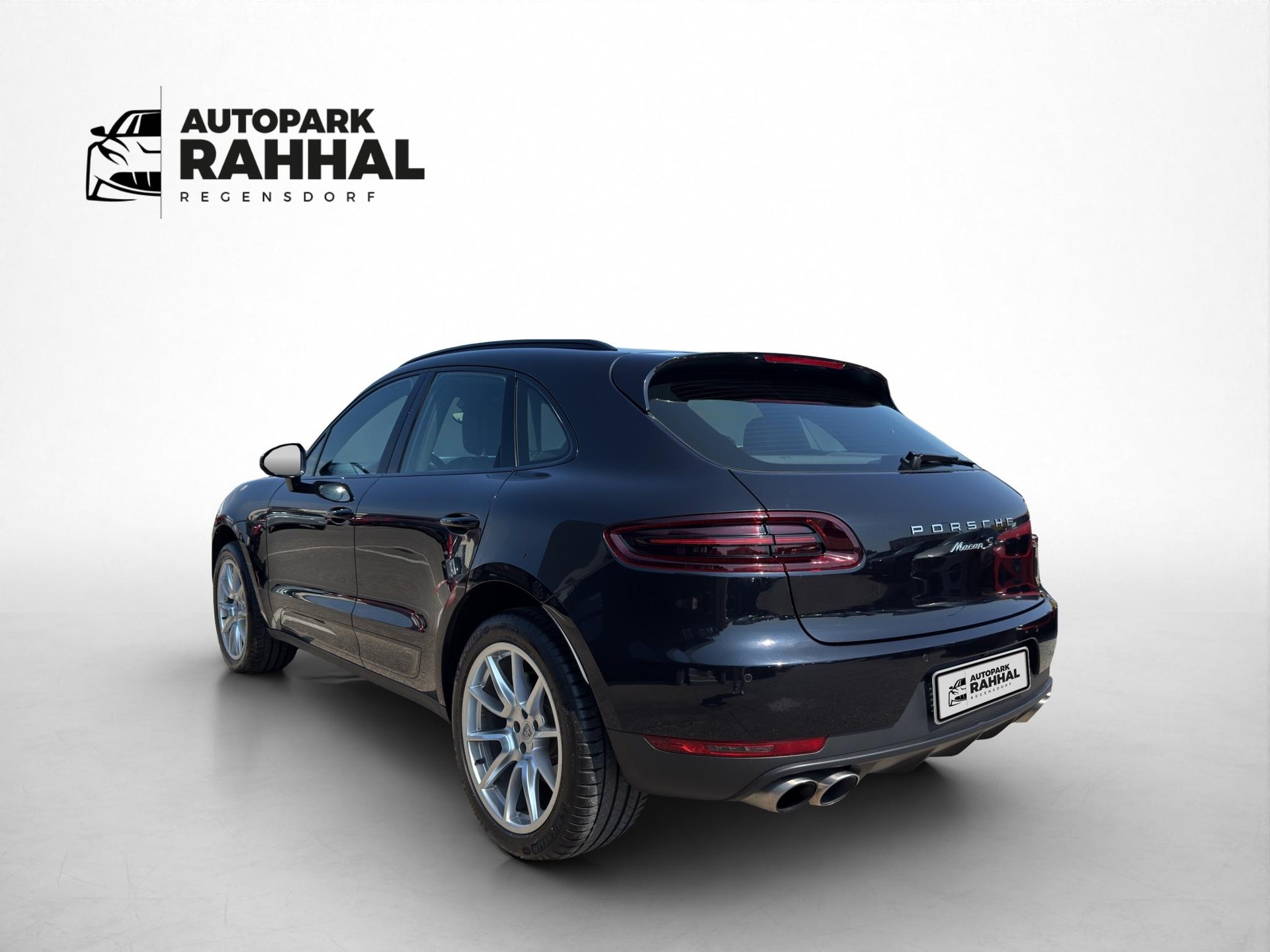 PORSCHE Macan 3.0 V6 S * LUFTFEDERUNG * 360° KAMERA * PANORAMADACH * BOSE SOUNDSYSTEM *-image-8