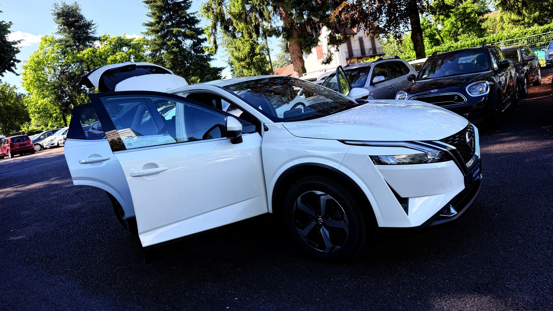 NISSAN Qashqai 1.3 DIG-T MHEV Tekna Xtronic 4x4-image-9