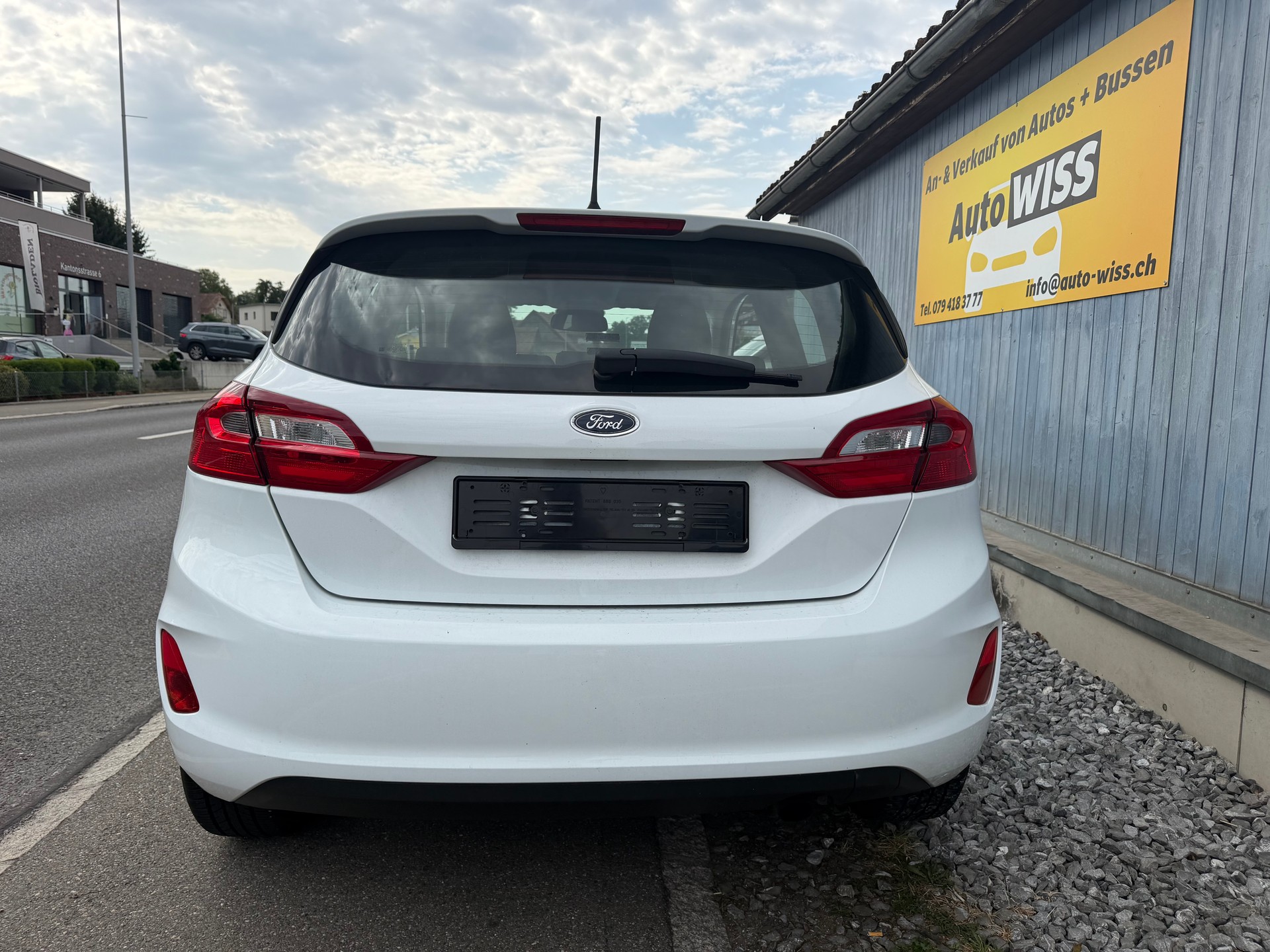 FORD Fiesta 1.0 SCTi Trend-image-4