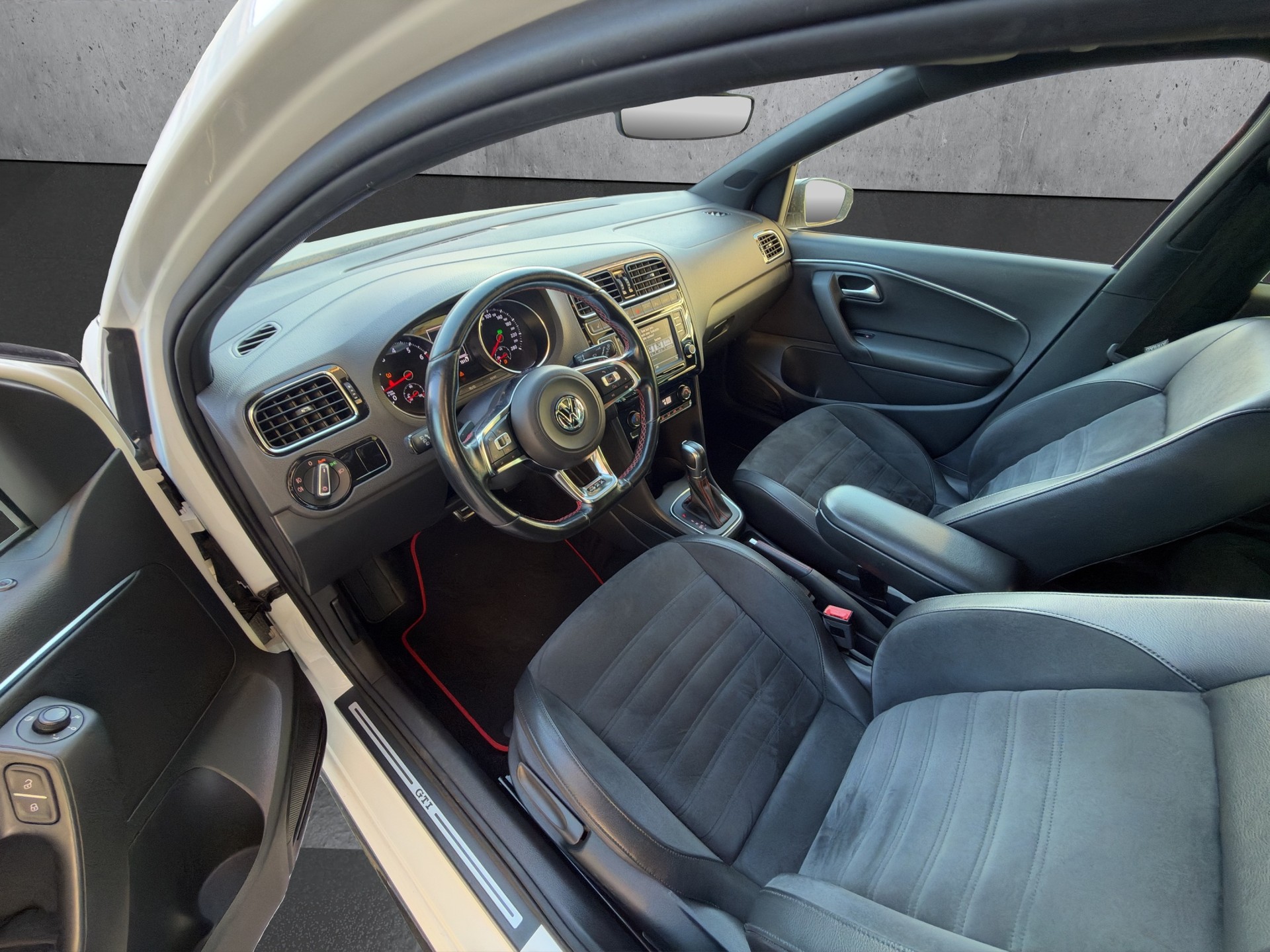 VW Polo 1.8 TSI GTI DSG-image-9