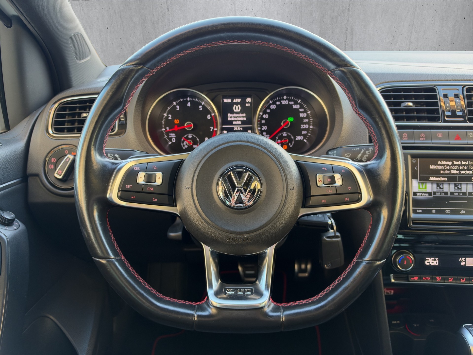 VW Polo 1.8 TSI GTI DSG-image-13