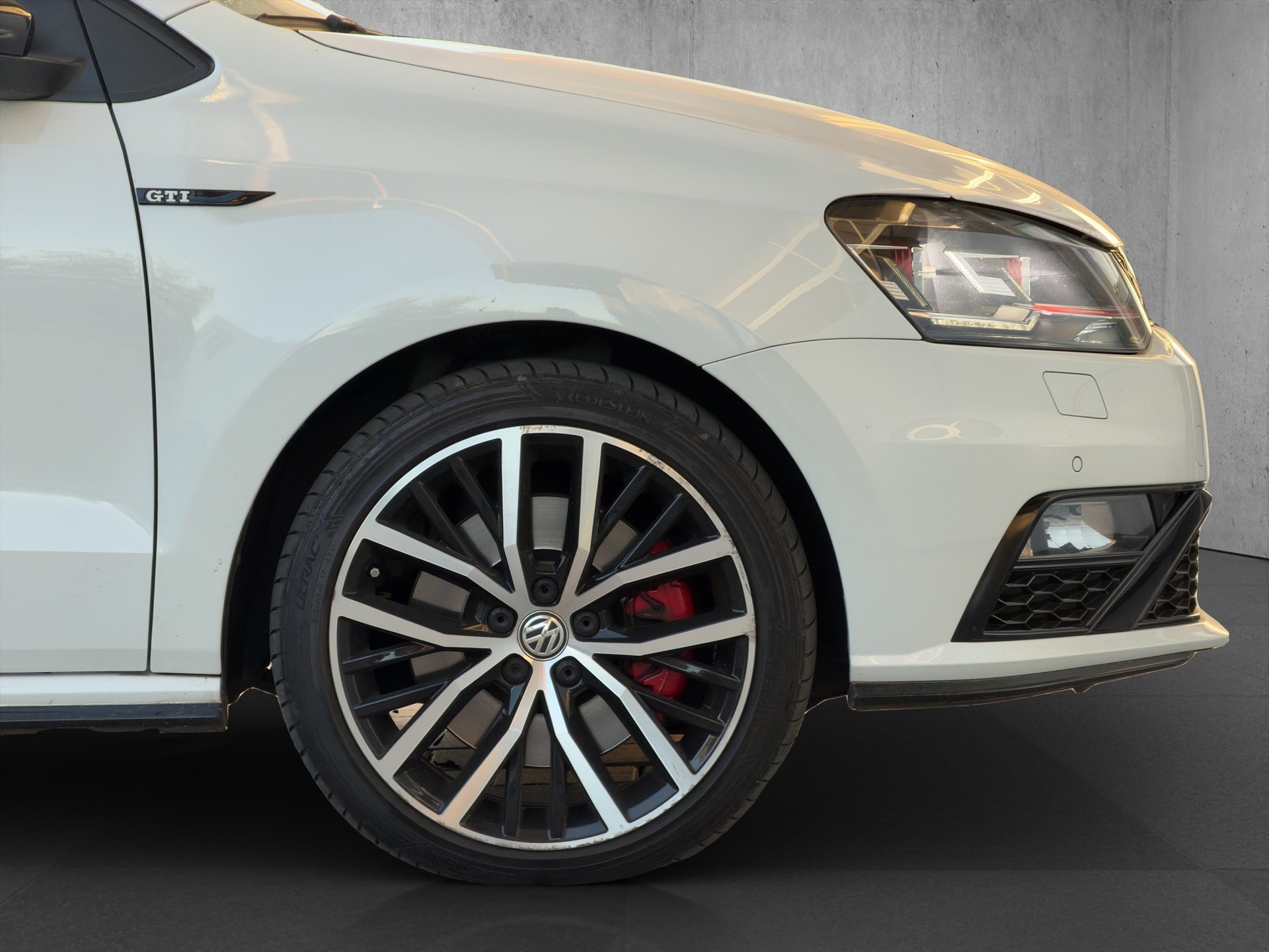 VW Polo 1.8 TSI GTI DSG-image-8