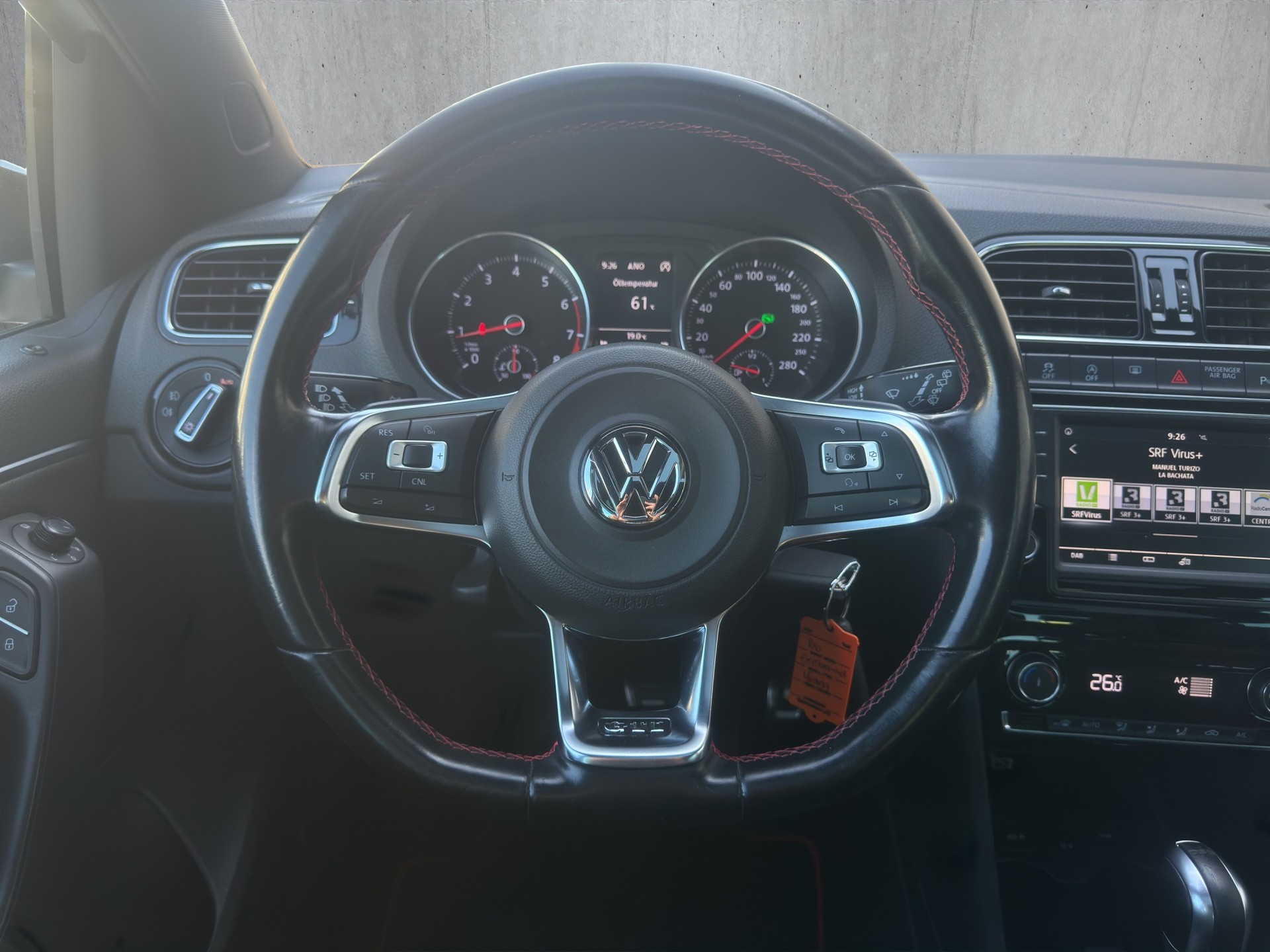 VW Polo 1.8 TSI GTI DSG-image-16
