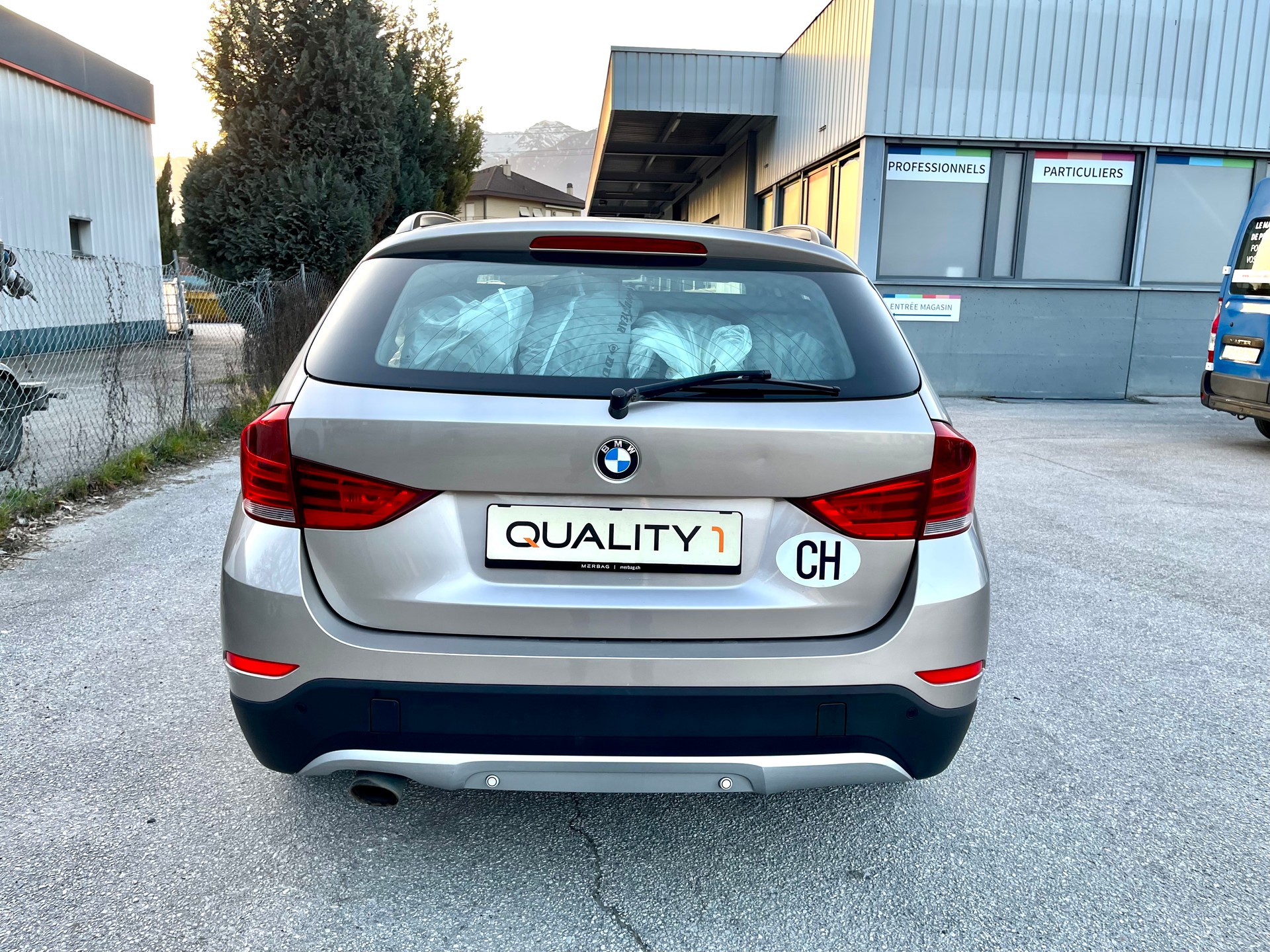 BMW X1 xDrive 18d Sport Line-image-9