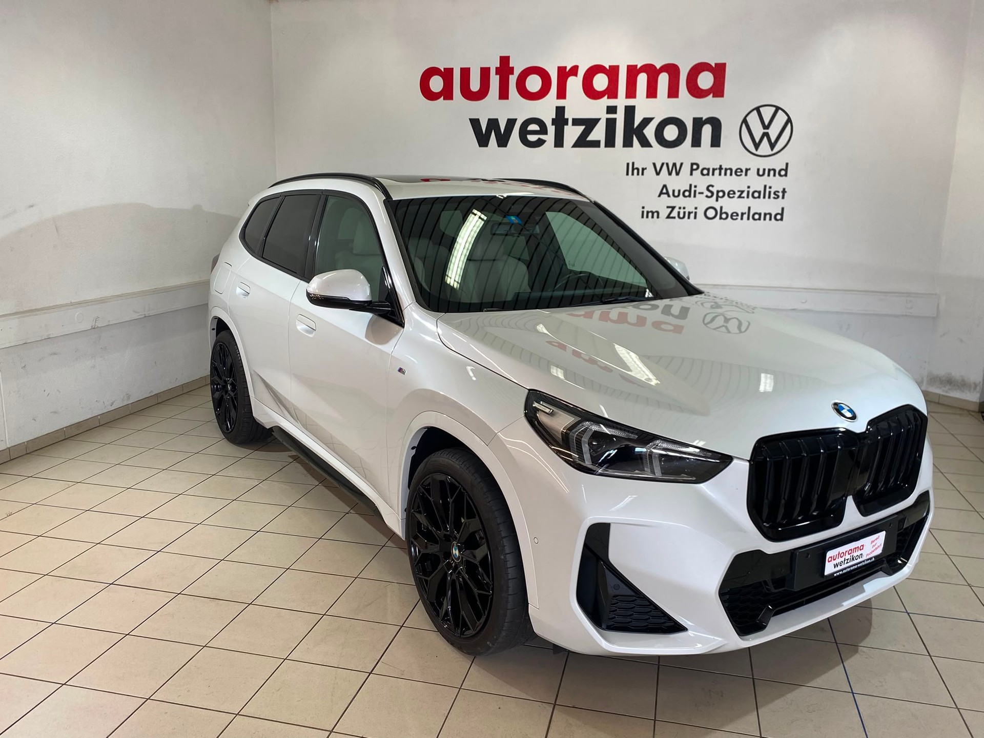 BMW X1 xDrive 23d 48V M Sport-image-0