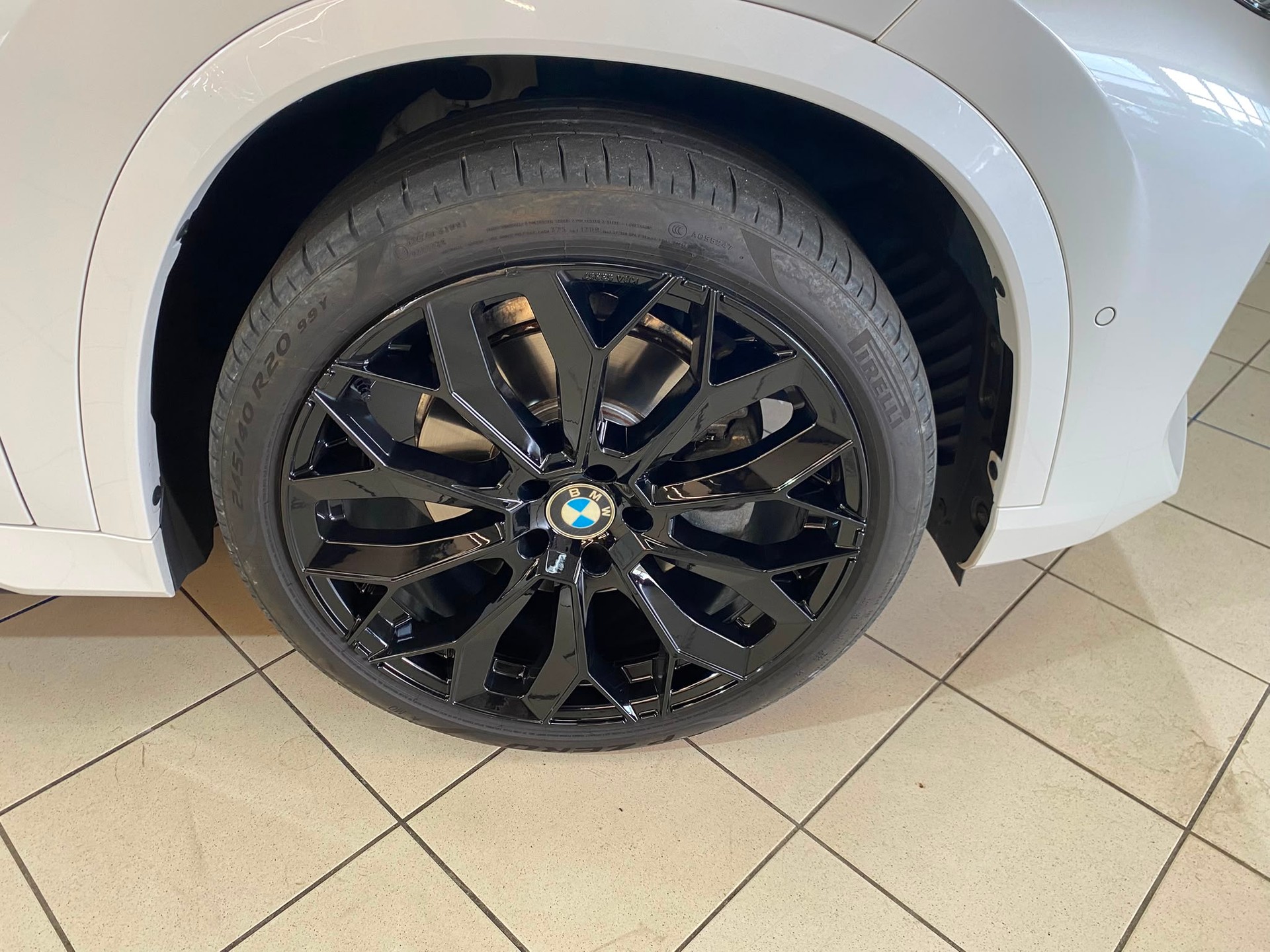 BMW X1 xDrive 23d 48V M Sport-image-5
