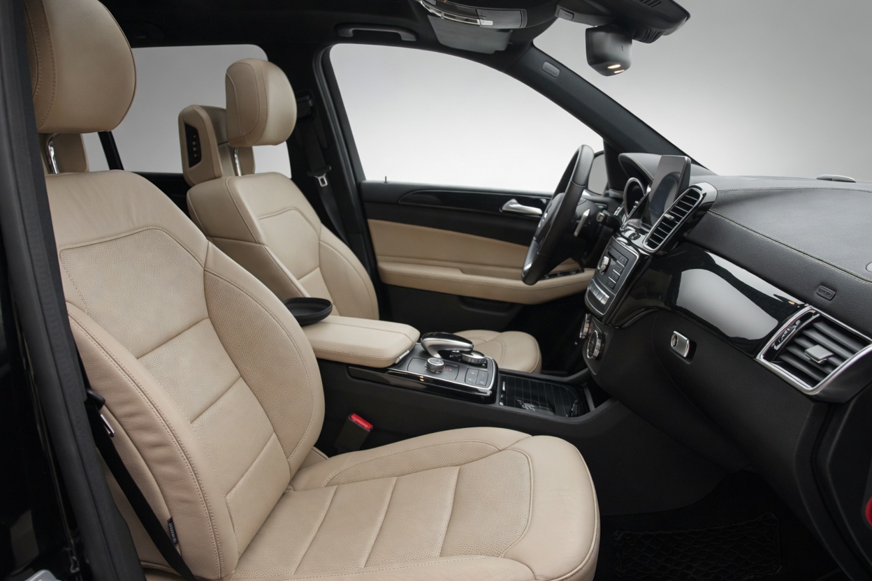 MERCEDES-BENZ GLS 350 d 4Matic 9G-TRONIC-image-10