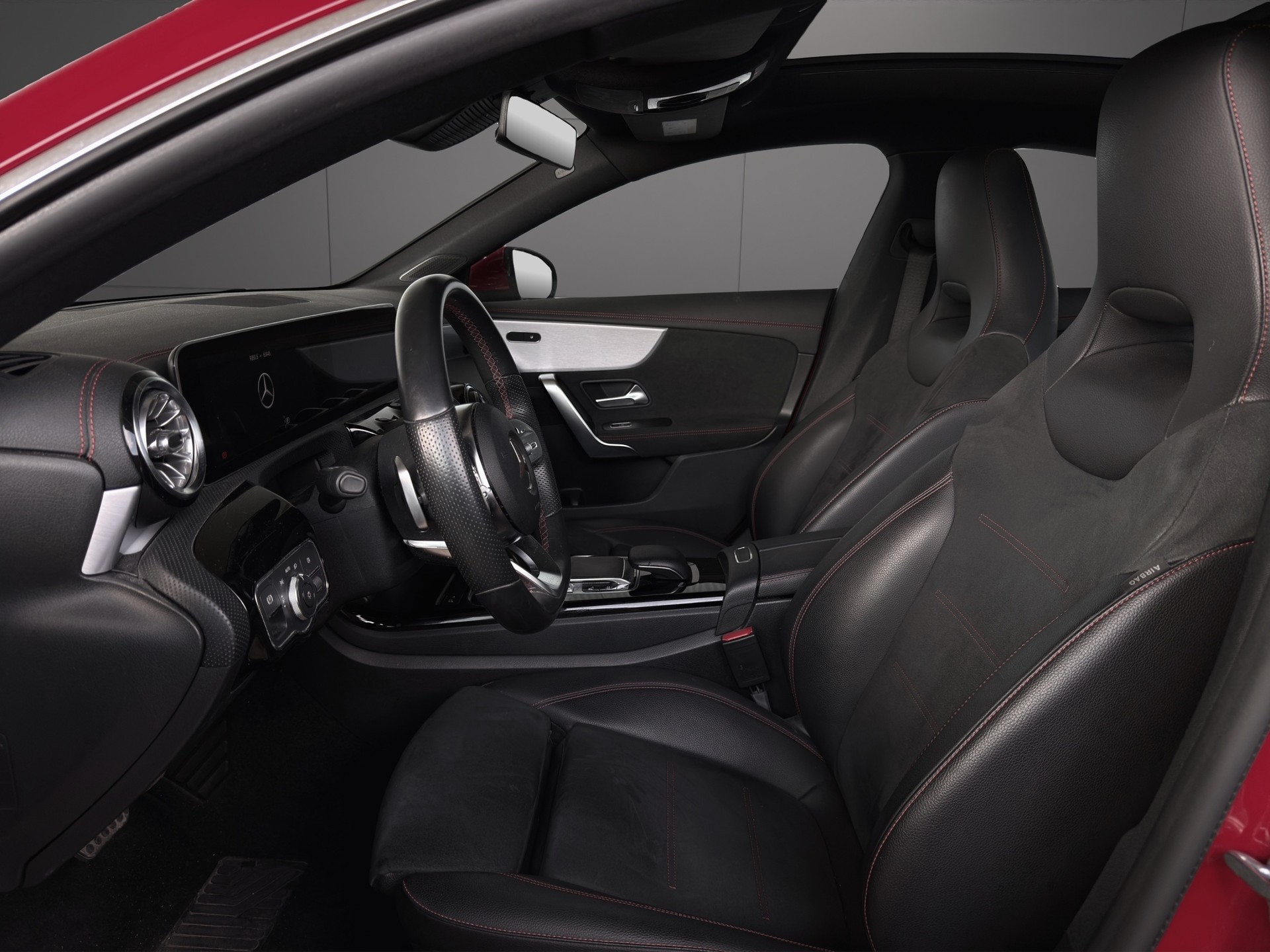 MERCEDES-BENZ CLA 220 AMG Line 7G-DCT-image-7