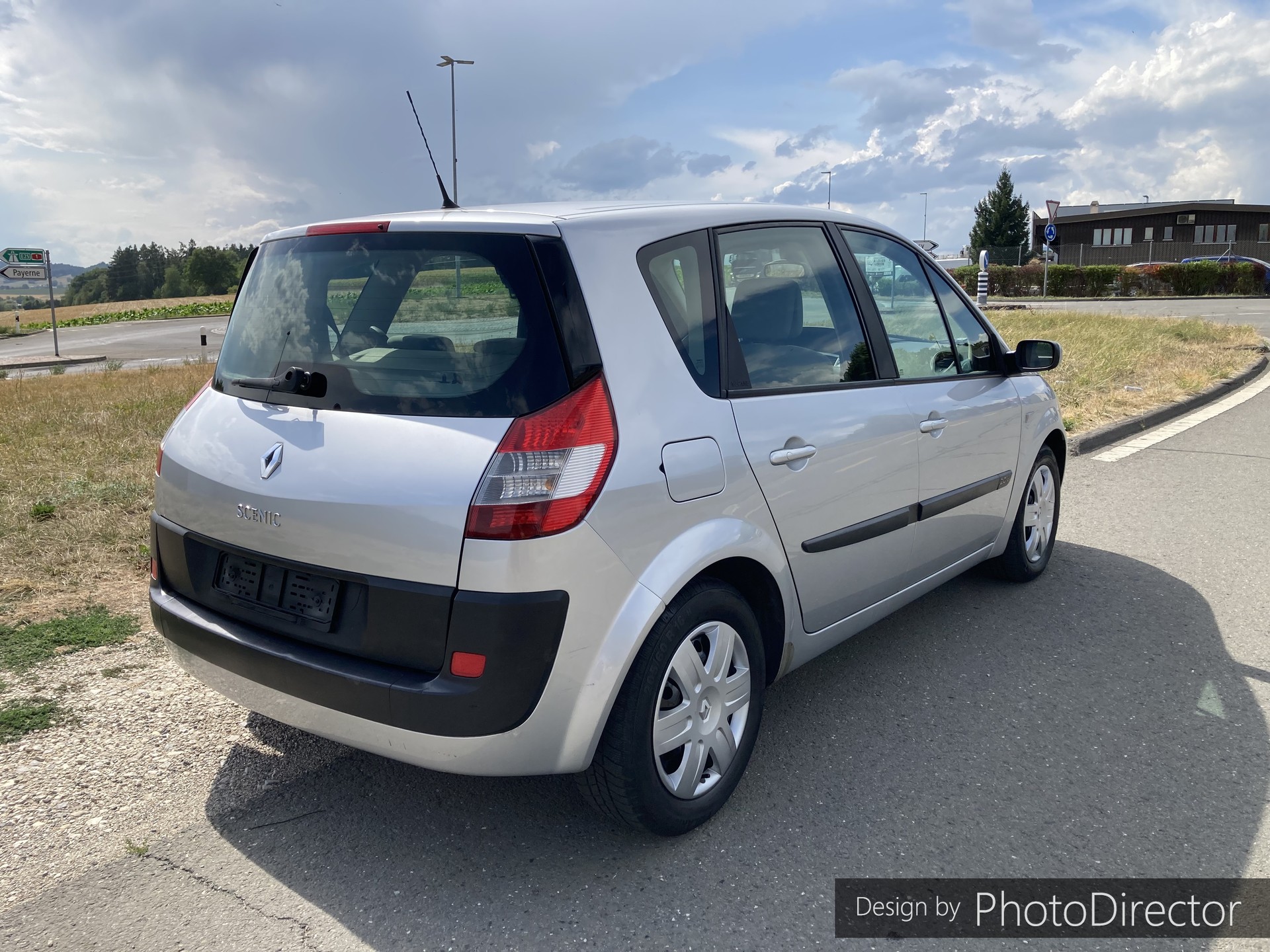 RENAULT Scénic 2.0 16V Expression-image-1