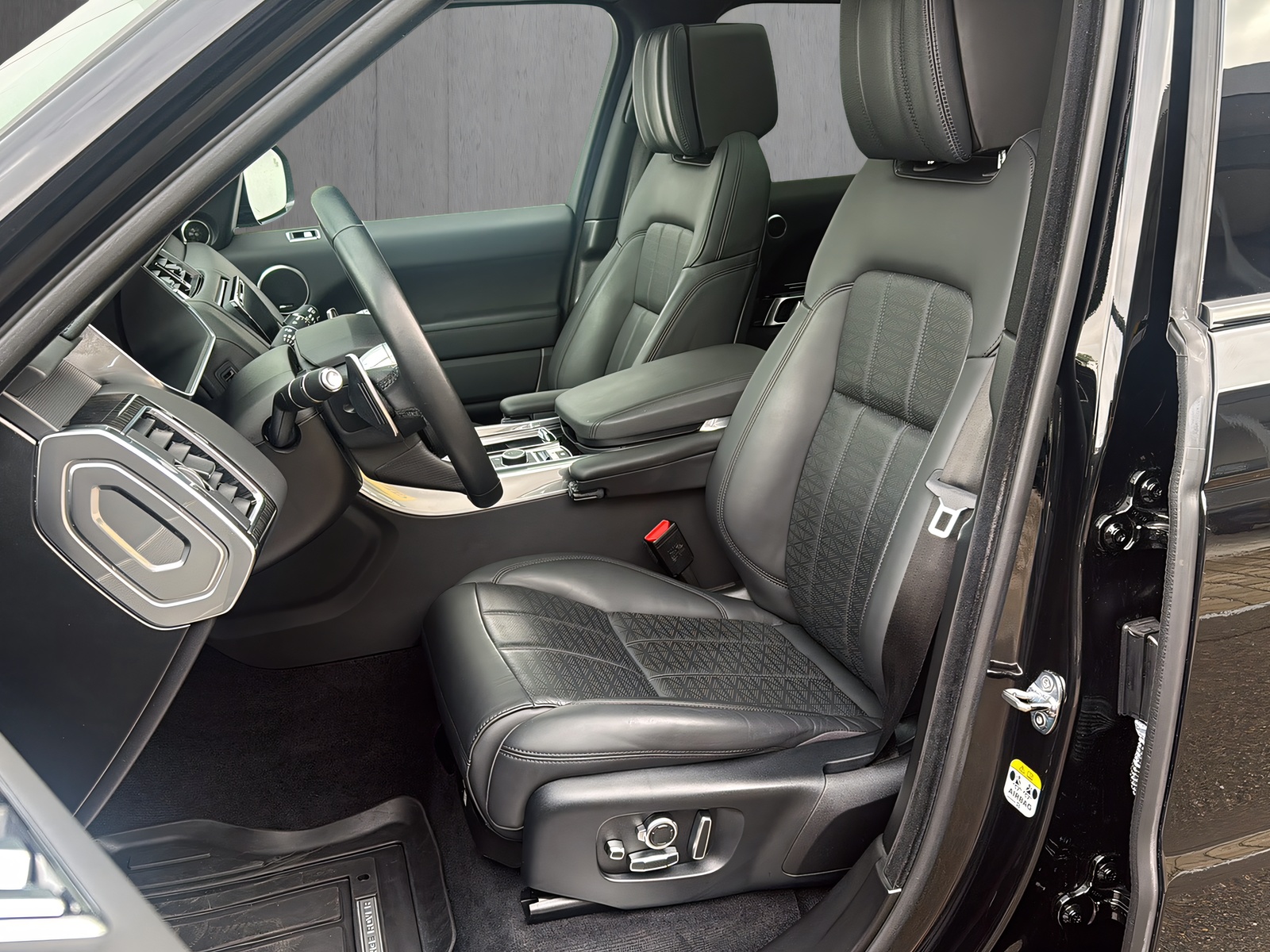 LAND ROVER Range Rover Sport P400 3.0 I6 MHEV HSE*ALL BLACK,Vollausstattung Np.148'180.-*-image-7