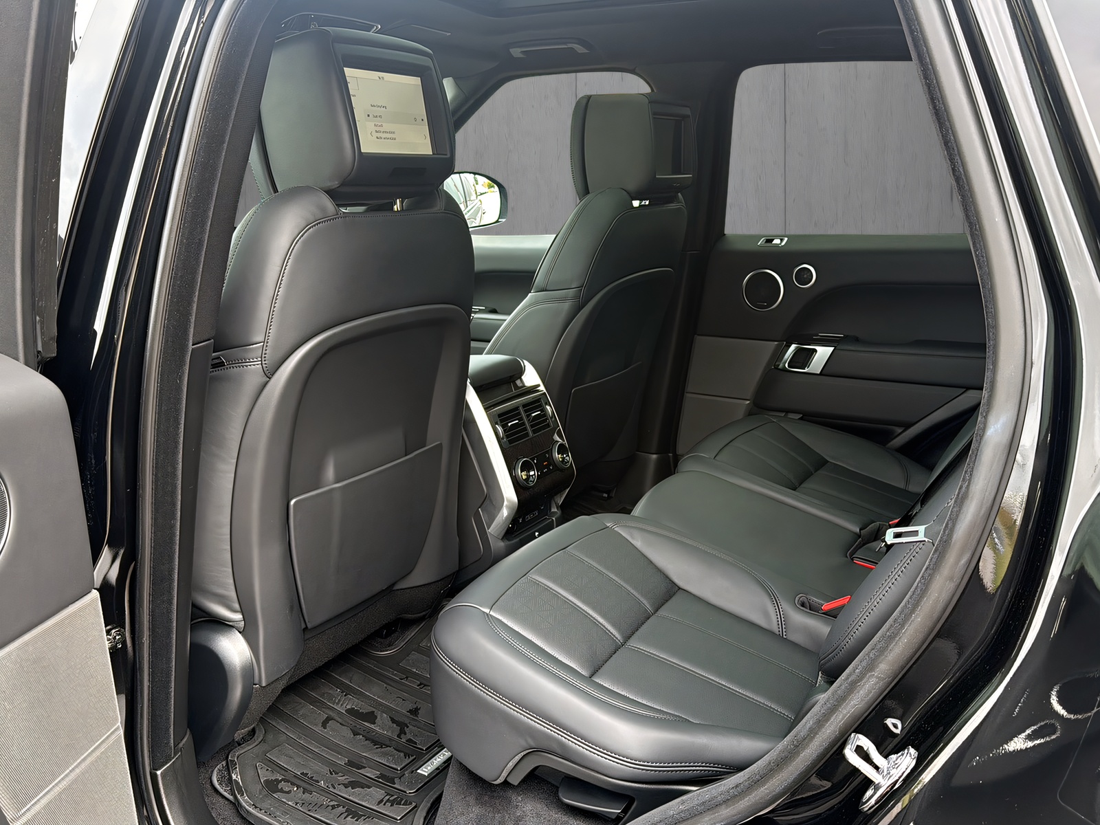 LAND ROVER Range Rover Sport P400 3.0 I6 MHEV HSE*ALL BLACK,Vollausstattung Np.148'180.-*-image-8