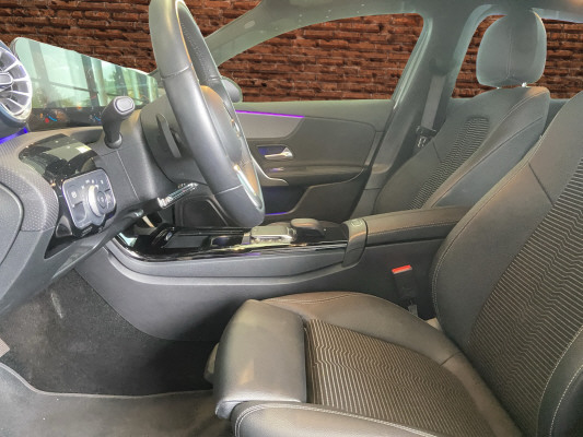 MERCEDES-BENZ A 180 Night Star-image-9