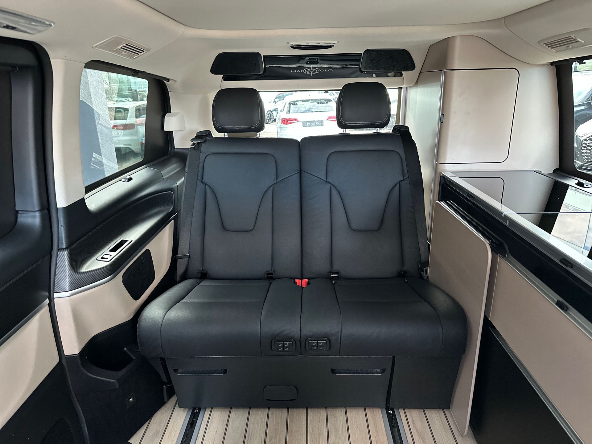 MERCEDES-BENZ Marco Polo 300 d 4M Automat-image-8