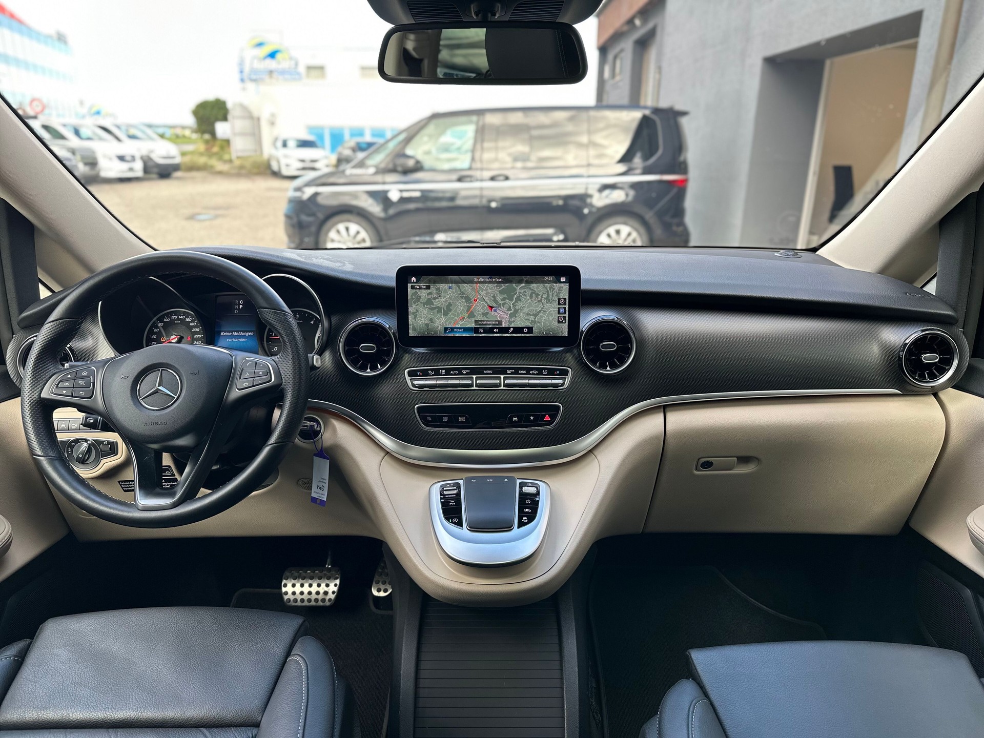 MERCEDES-BENZ Marco Polo 300 d 4M Automat-image-6