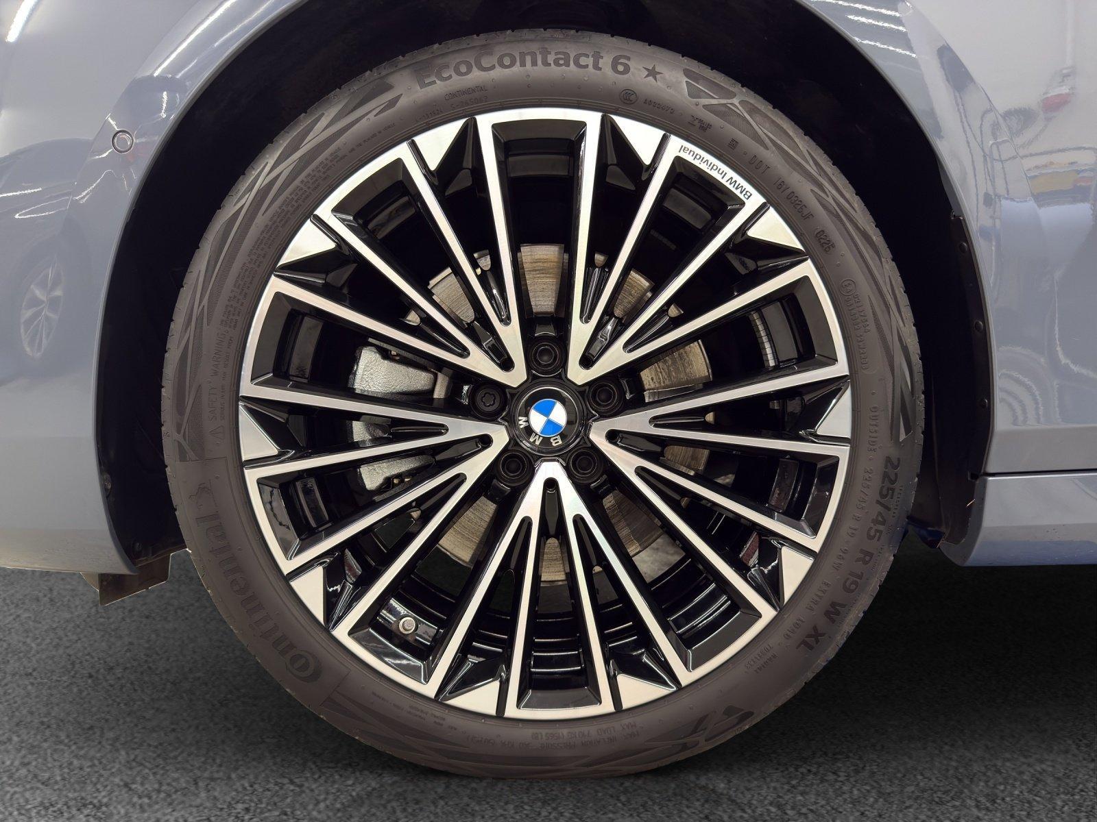 BMW 223d xDrive Active Tourer-image-8