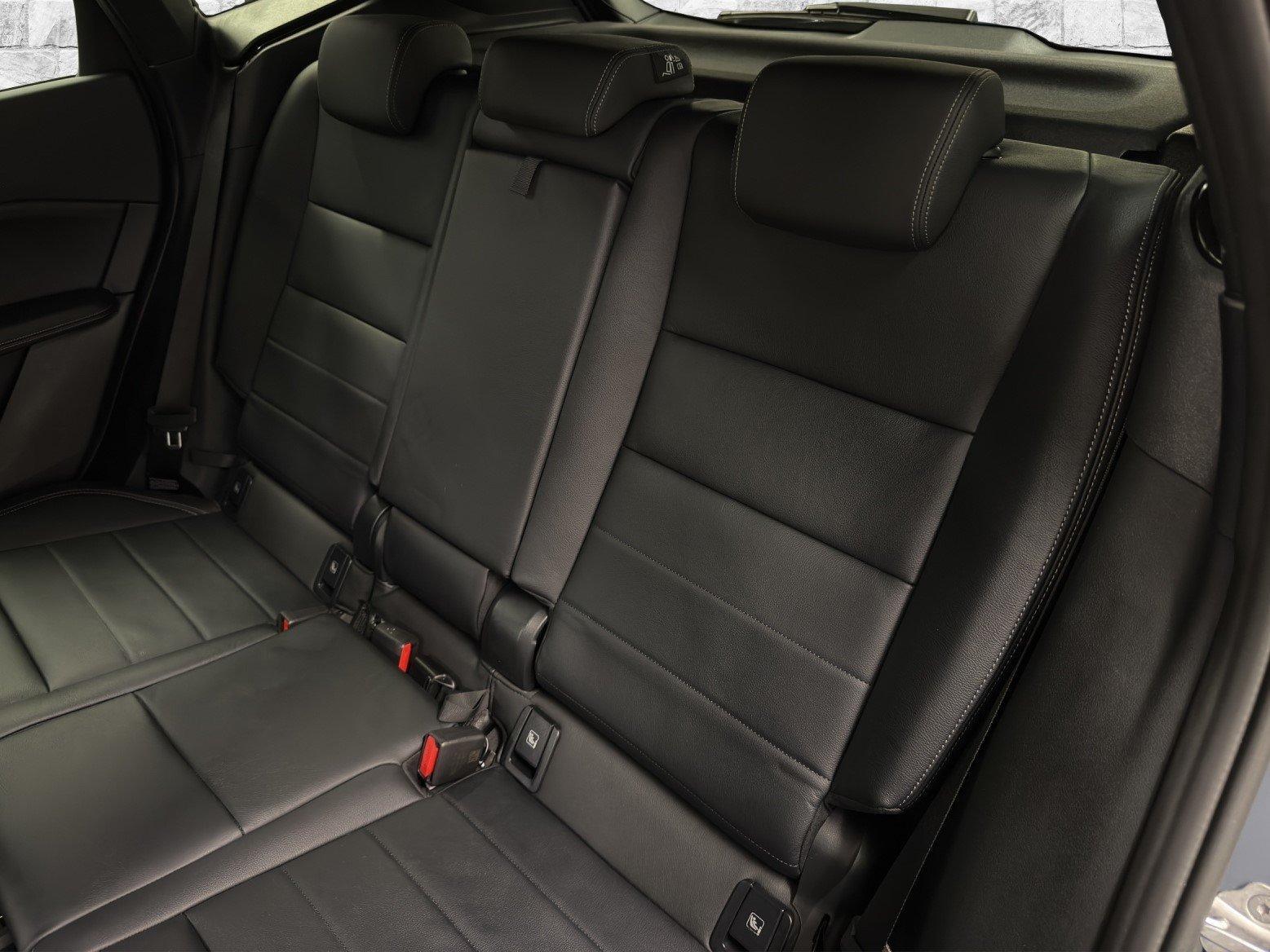 BMW 223d xDrive Active Tourer-image-15