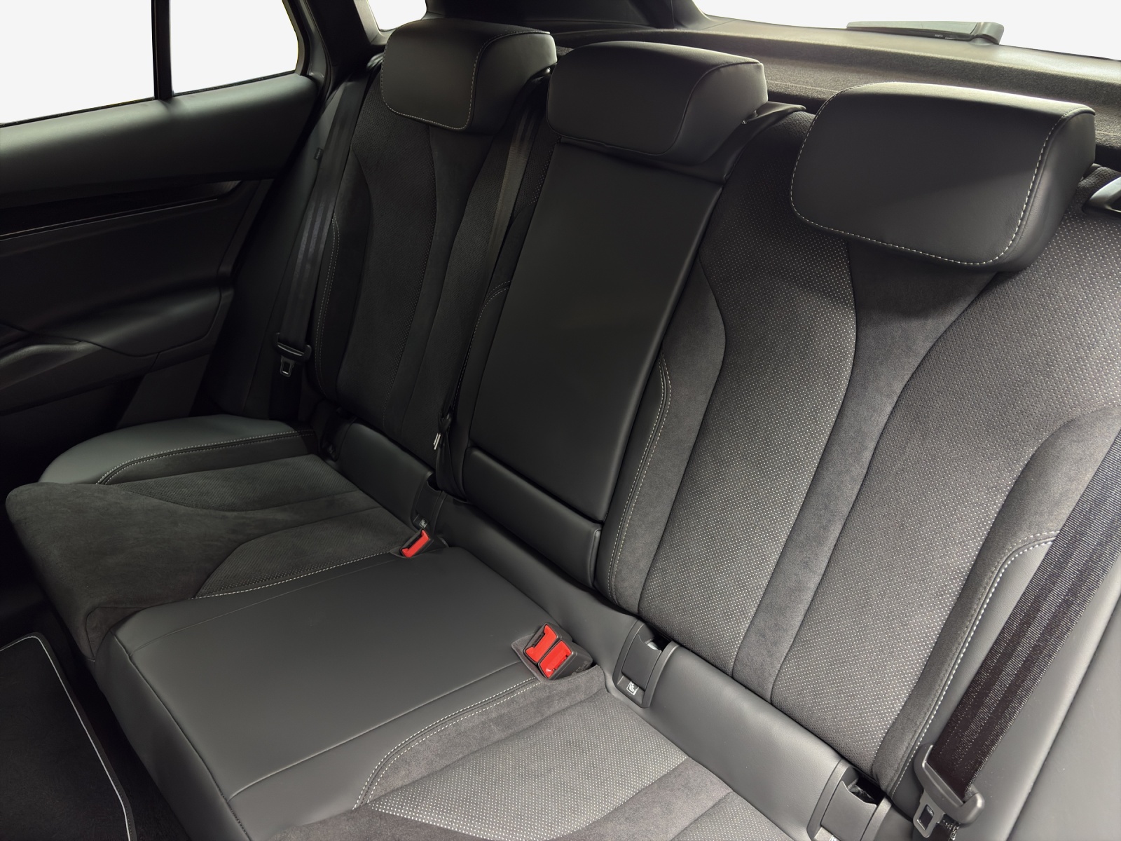 SKODA Elroq 85 Sportline-image-11